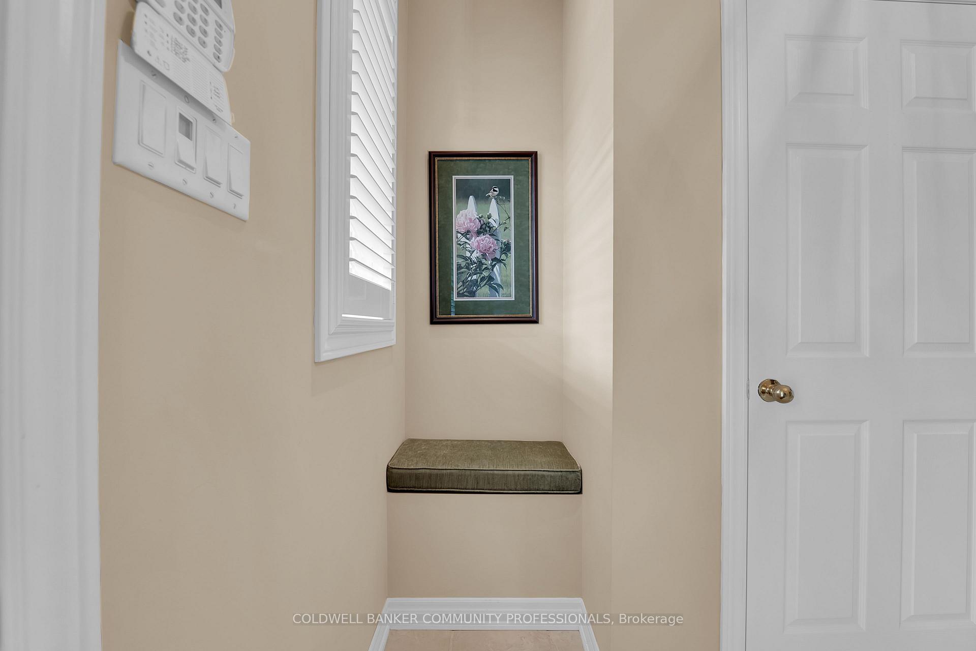 Photo 8 of 91 Forest Valley Crescent, Hamilton, Dundas — HOMEH