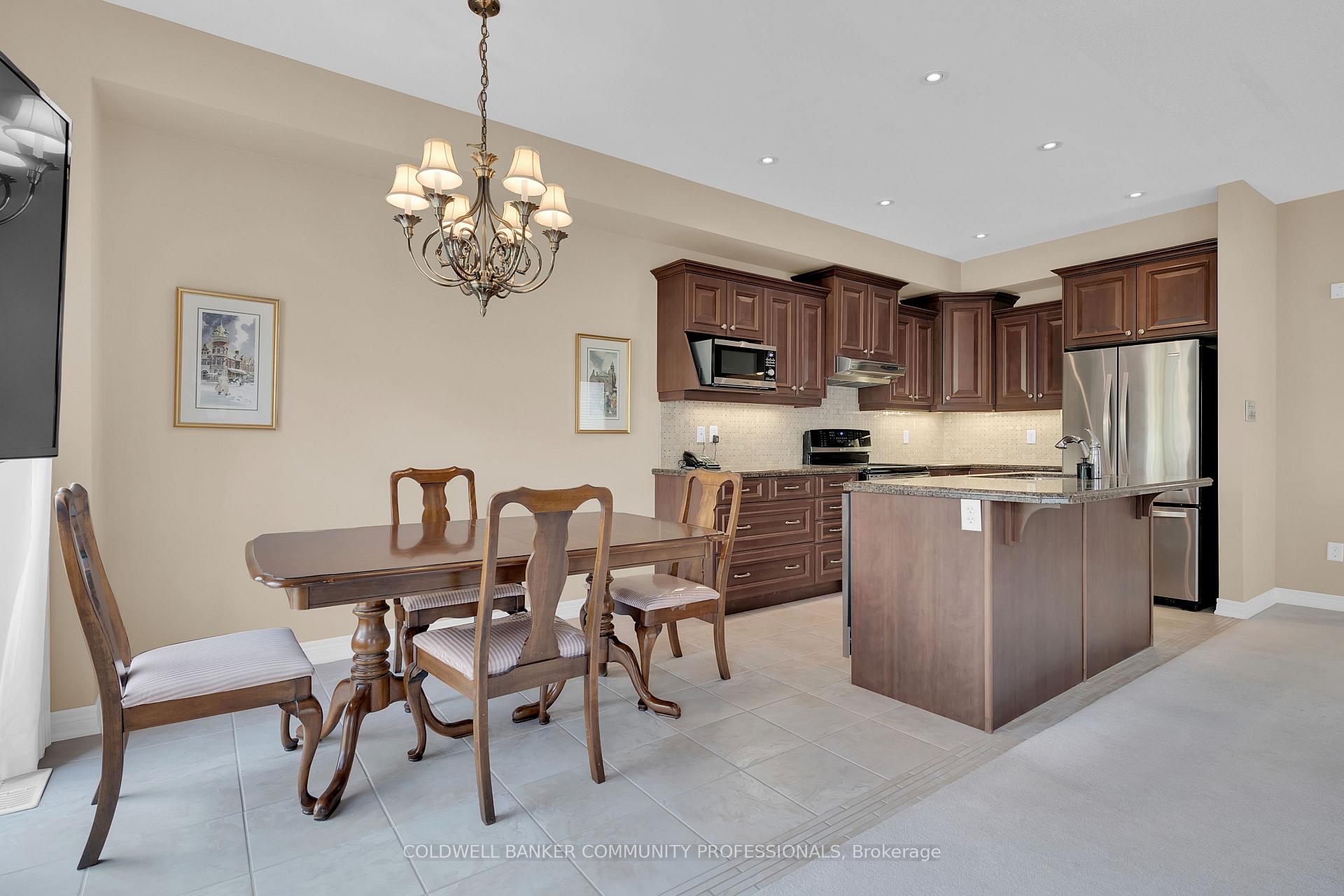 Photo 13 of 91 Forest Valley Crescent, Hamilton, Dundas — HOMEH