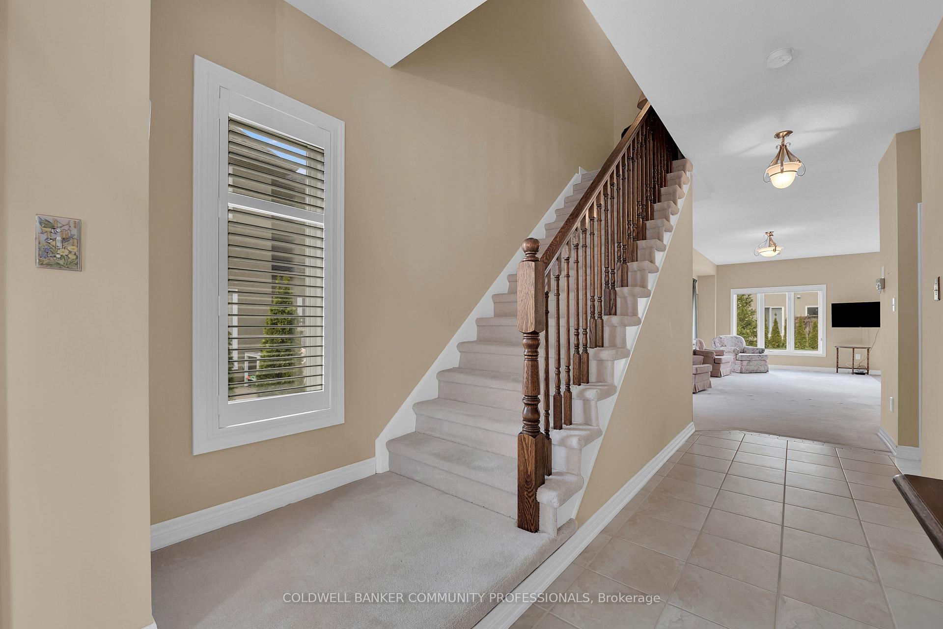 Photo 18 of 91 Forest Valley Crescent, Hamilton, Dundas — HOMEH
