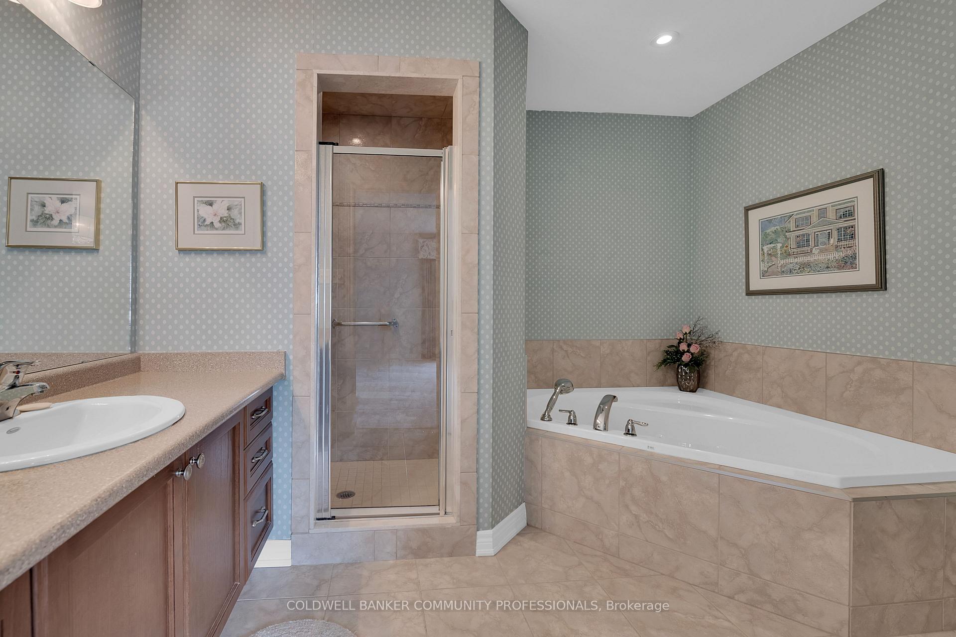 Photo 21 of 91 Forest Valley Crescent, Hamilton, Dundas — HOMEH
