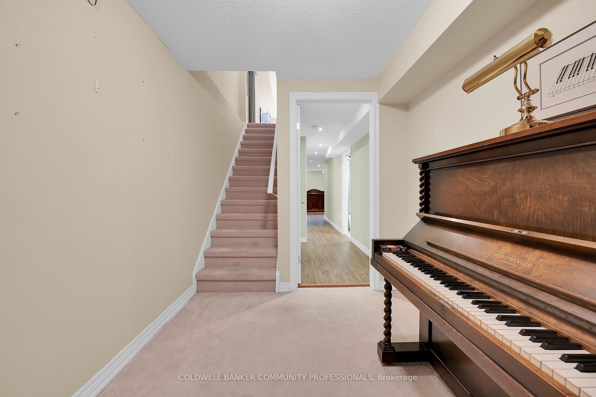 Photo 28 of 91 Forest Valley Crescent, Hamilton, Dundas — HOMEH