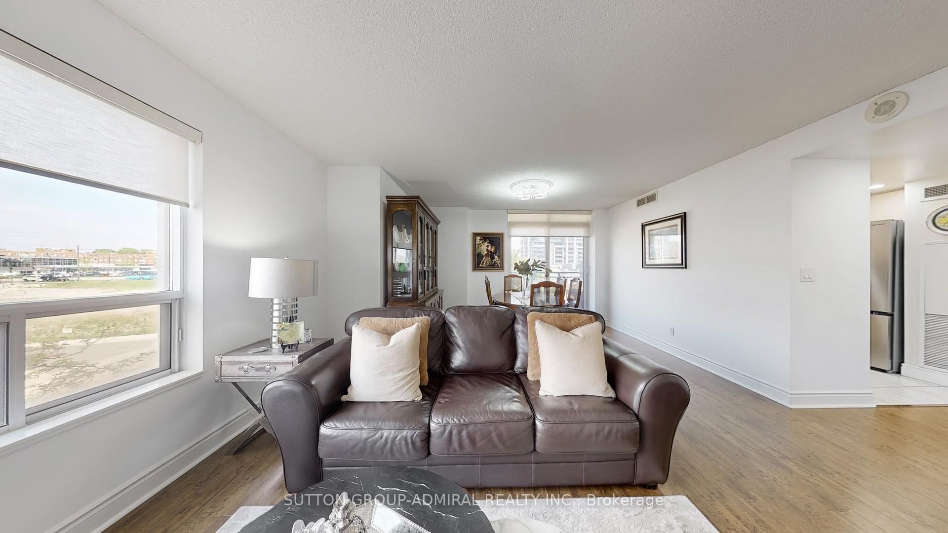 Photo 5 of Unit 310, 51 Saddlecreek Drive, Markham, Commerce Valley — HOMEH