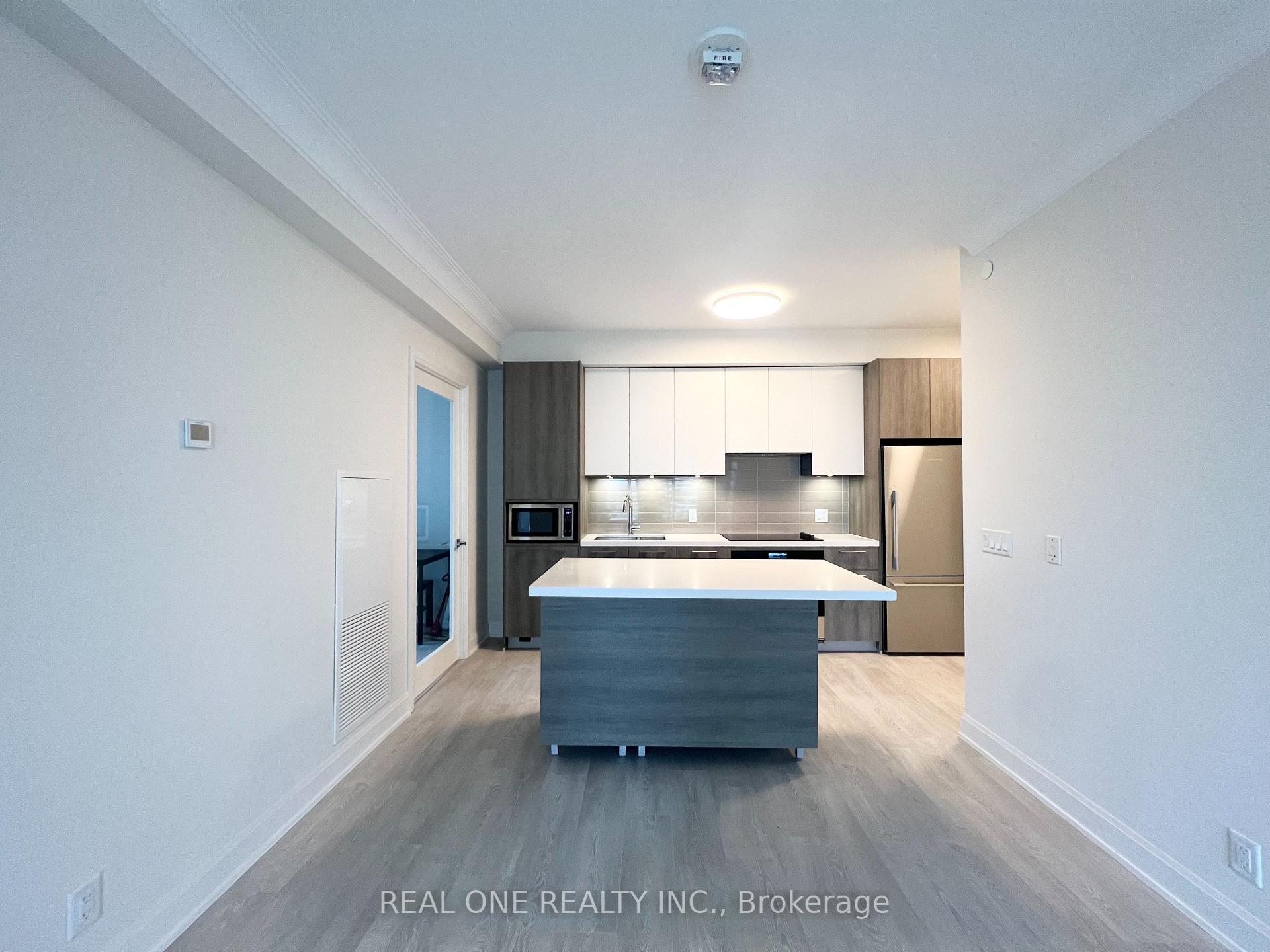 Photo 2 of Unit 1510, 8 Water Walk Drive, Markham, Unionville — HOMEH