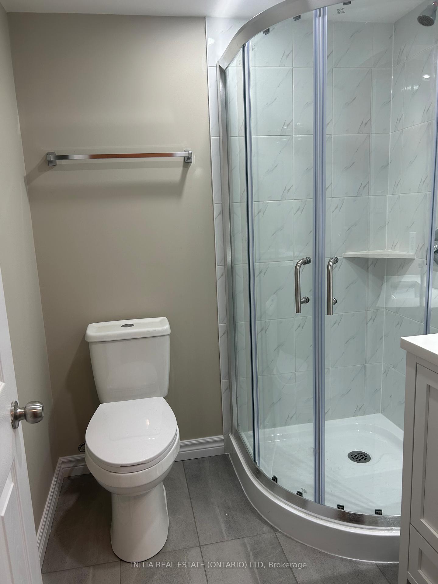 Photo 9 of Unit 141, 320 Westminster Avenue, London, South G — HOMEH