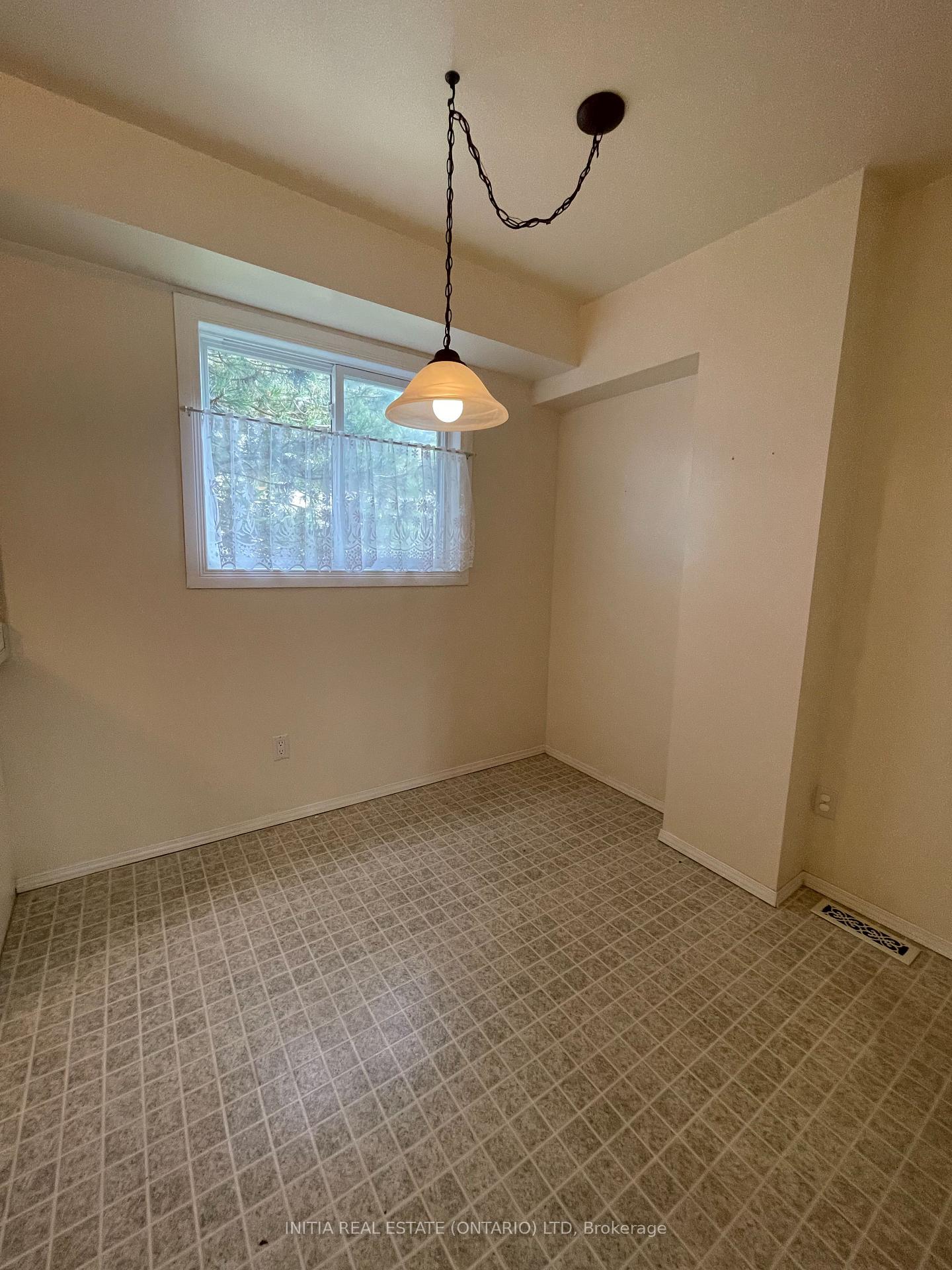 Photo 27 of Unit 141, 320 Westminster Avenue, London, South G — HOMEH