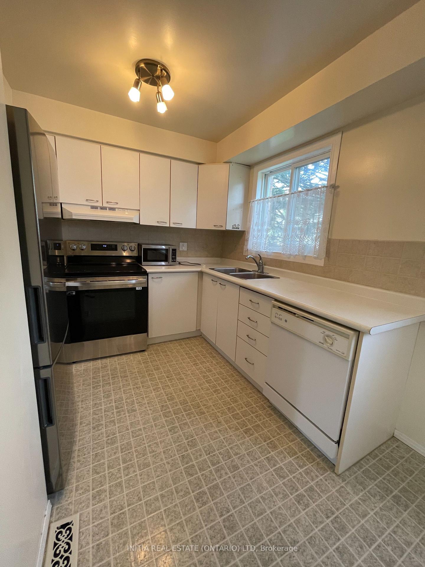 Photo 28 of Unit 141, 320 Westminster Avenue, London, South G — HOMEH