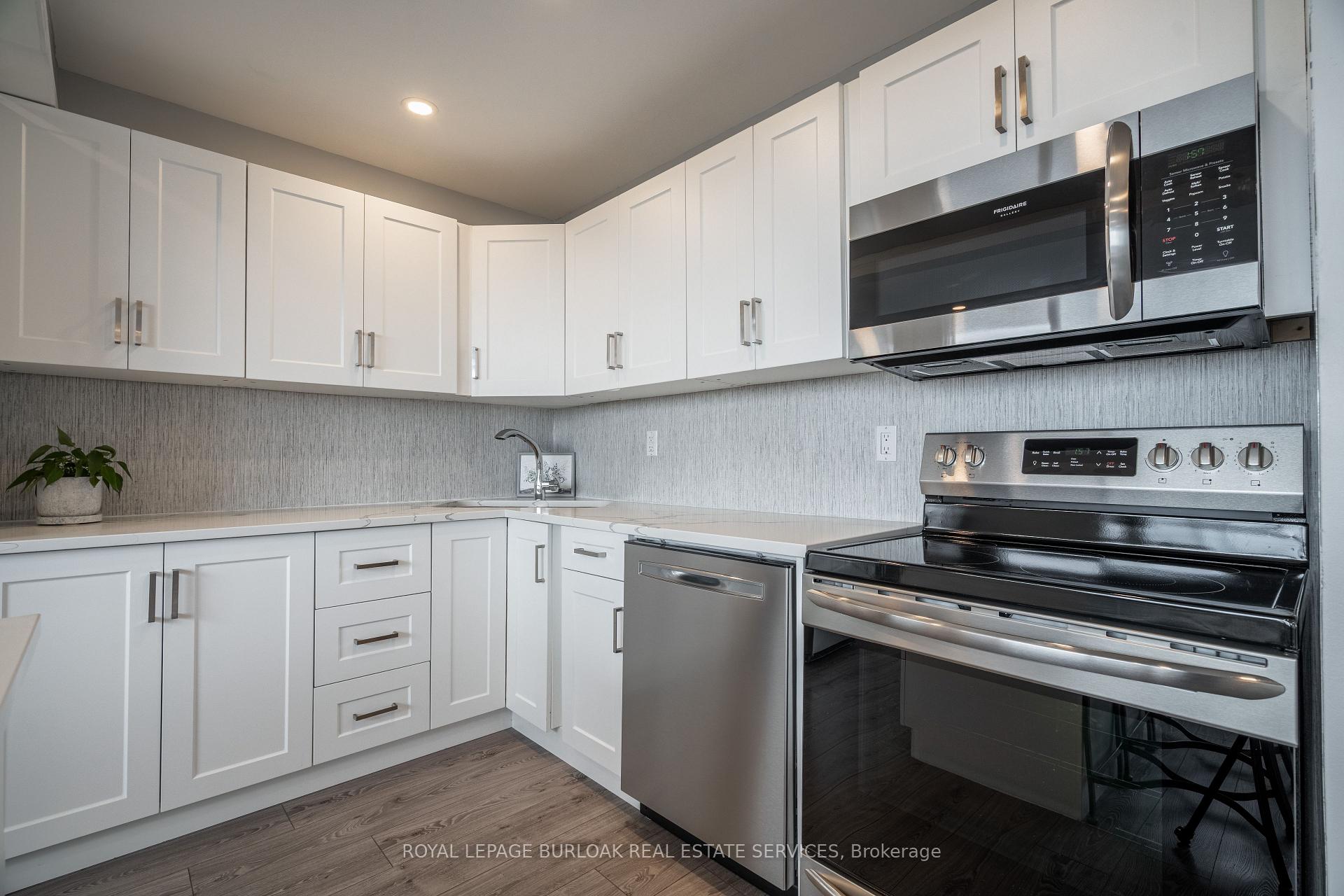 Photo 8 of Unit 1014, 15 Albright Road, Hamilton, Vincent — HOMEH