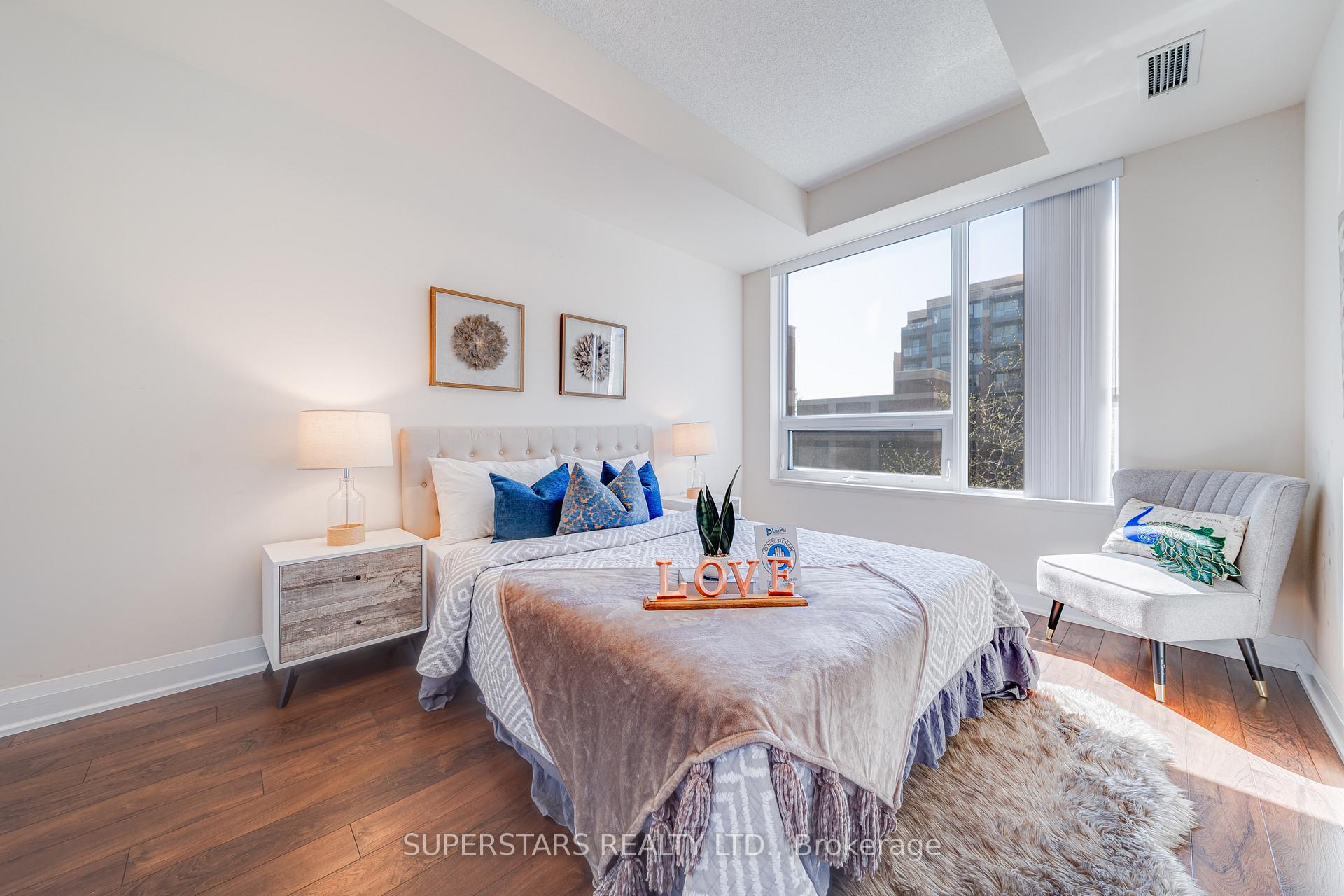 Photo 10 of Unit 226, 28 Uptown Drive, Markham, Unionville — HOMEH