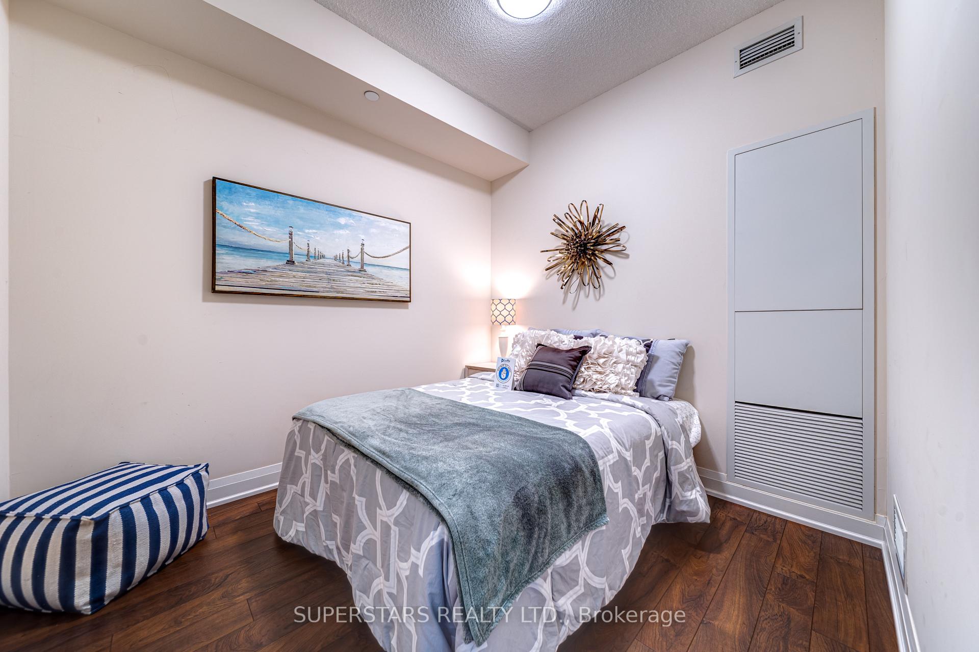 Photo 12 of Unit 226, 28 Uptown Drive, Markham, Unionville — HOMEH