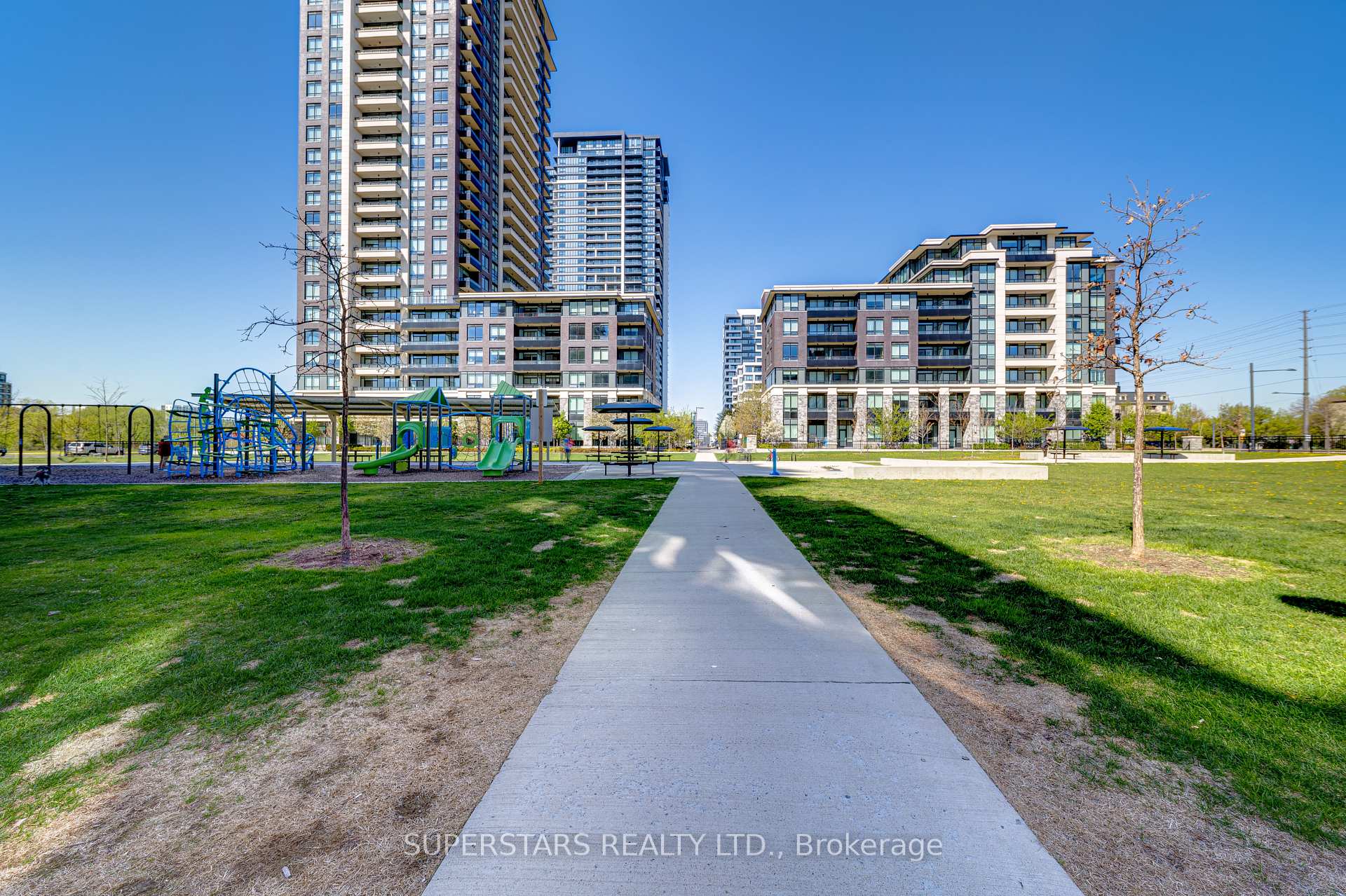 Photo 24 of Unit 226, 28 Uptown Drive, Markham, Unionville — HOMEH