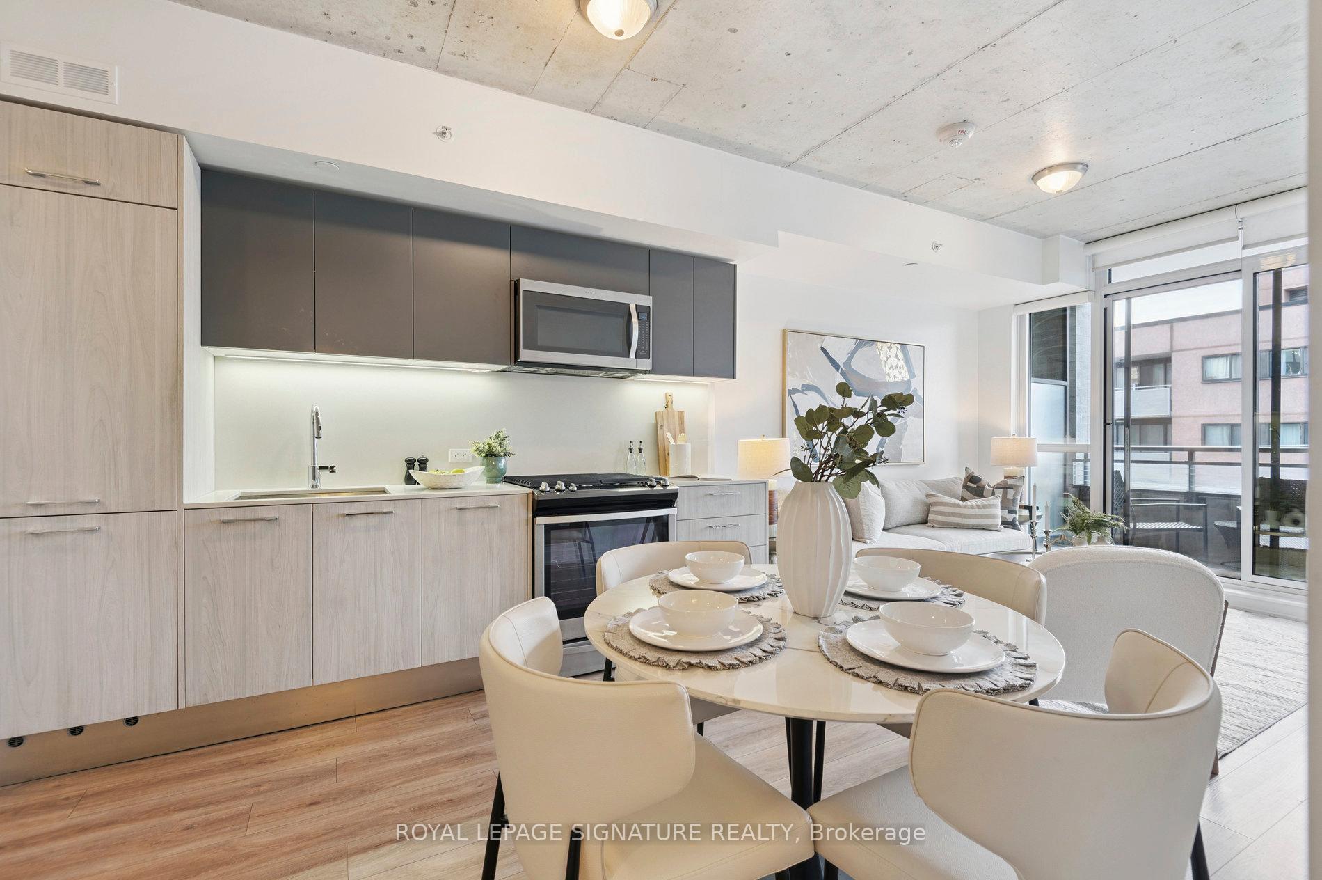 Photo 10 of Unit 7, 665 Kingston Road, Toronto, The Beaches — HOMEH