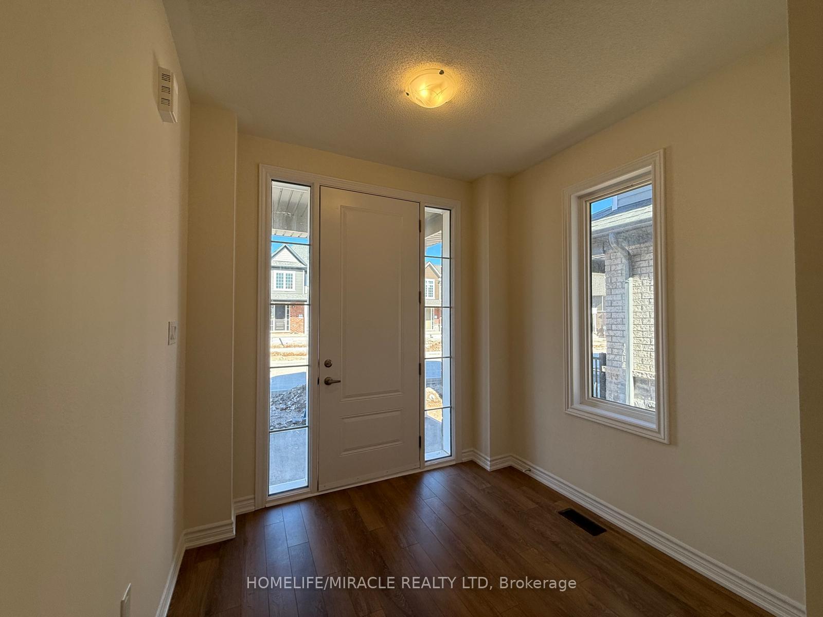 Photo 4 of 141 Mcgill Avenue, Kitchener, Mill Courtland Woodside Park — HOMEH