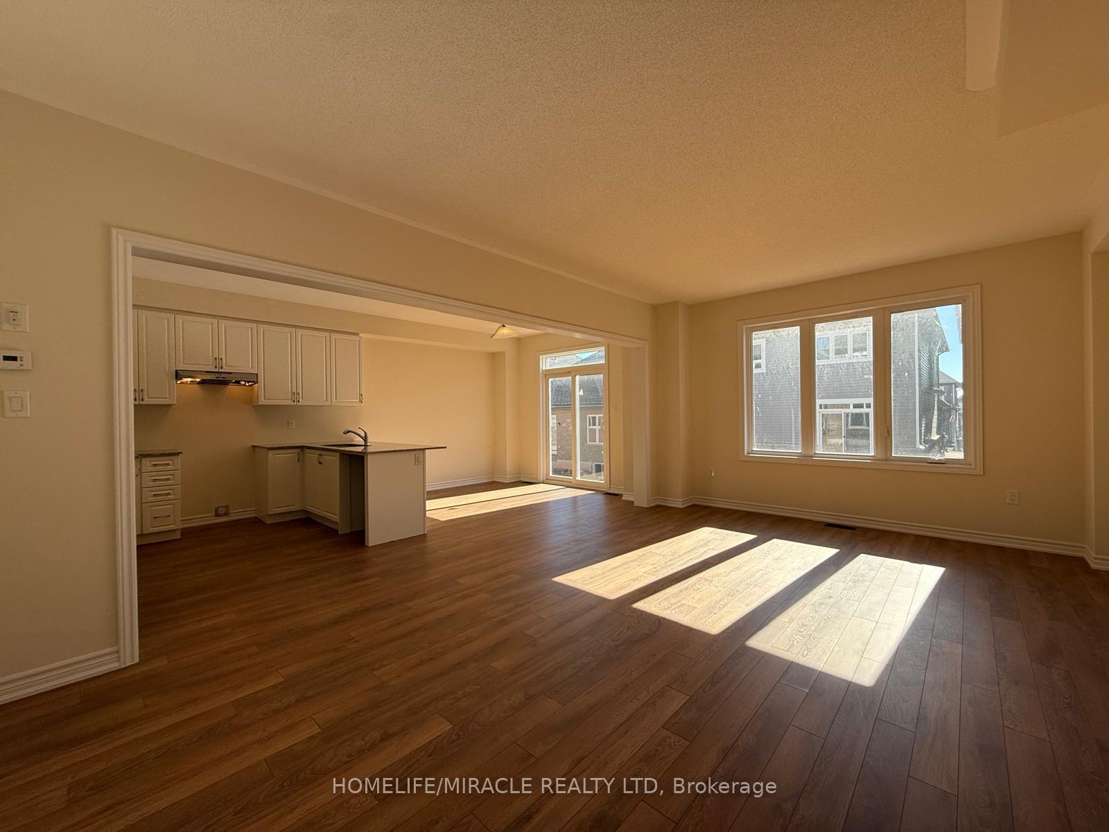 Photo 9 of 141 Mcgill Avenue, Kitchener, Mill Courtland Woodside Park — HOMEH