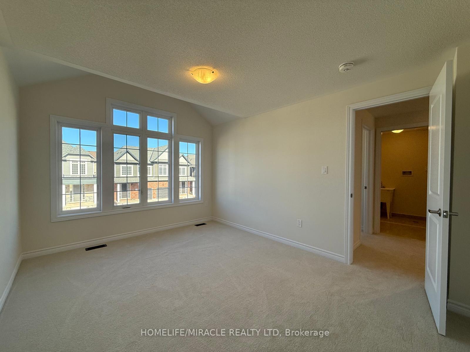 Photo 19 of 141 Mcgill Avenue, Kitchener, Mill Courtland Woodside Park — HOMEH
