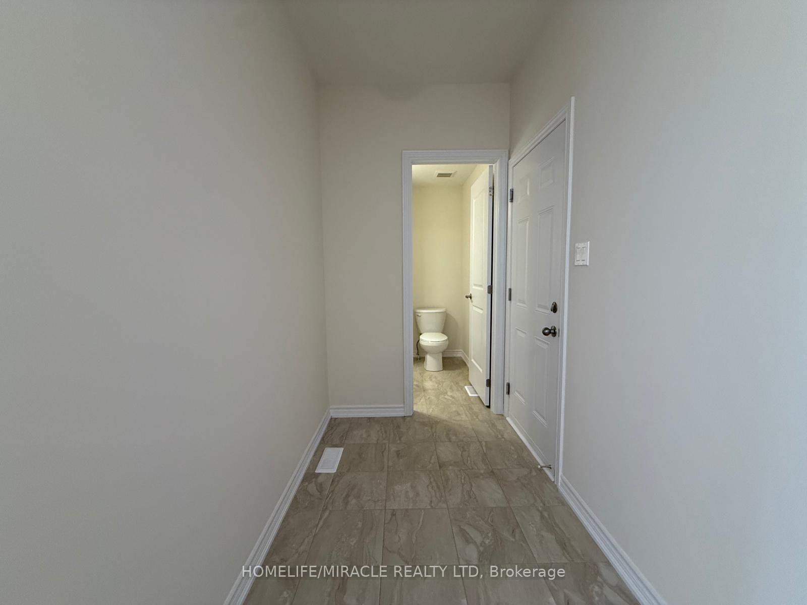 Photo 28 of 141 Mcgill Avenue, Kitchener, Mill Courtland Woodside Park — HOMEH
