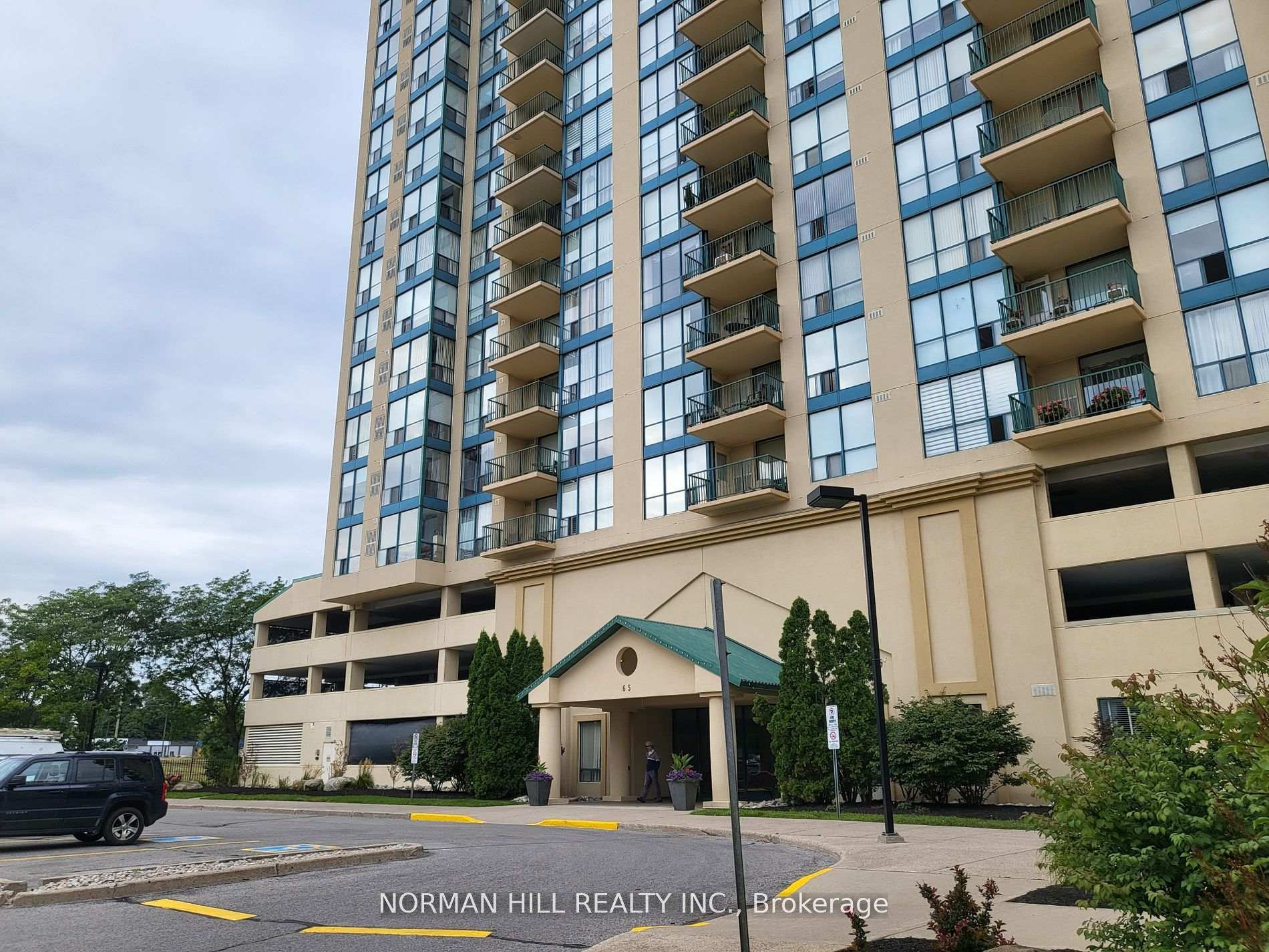 Photo 2 of Unit 1111, 65 Ellen Street E, Barrie, Lakeshore — HOMEH