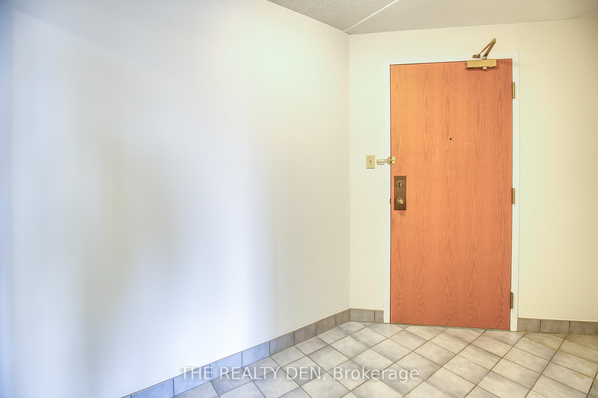 Photo 56 of Unit 603, 8 Christopher Court, Guelph, Kortright West — HOMEH