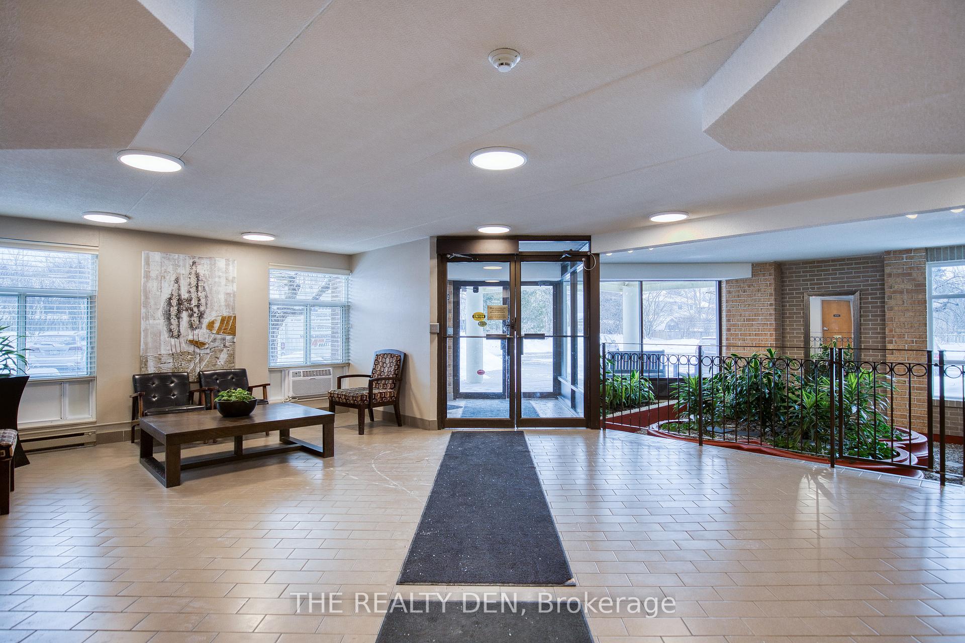 Photo 57 of Unit 603, 8 Christopher Court, Guelph, Kortright West — HOMEH