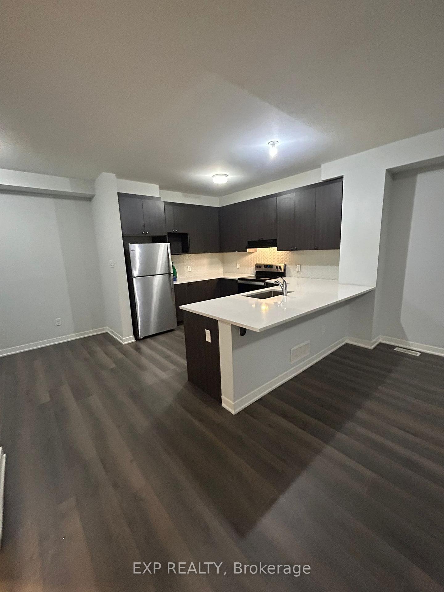 Photo 5 of 326 Parallax Private, Ottawa, Barrhaven - Half Moon Bay — HOMEH