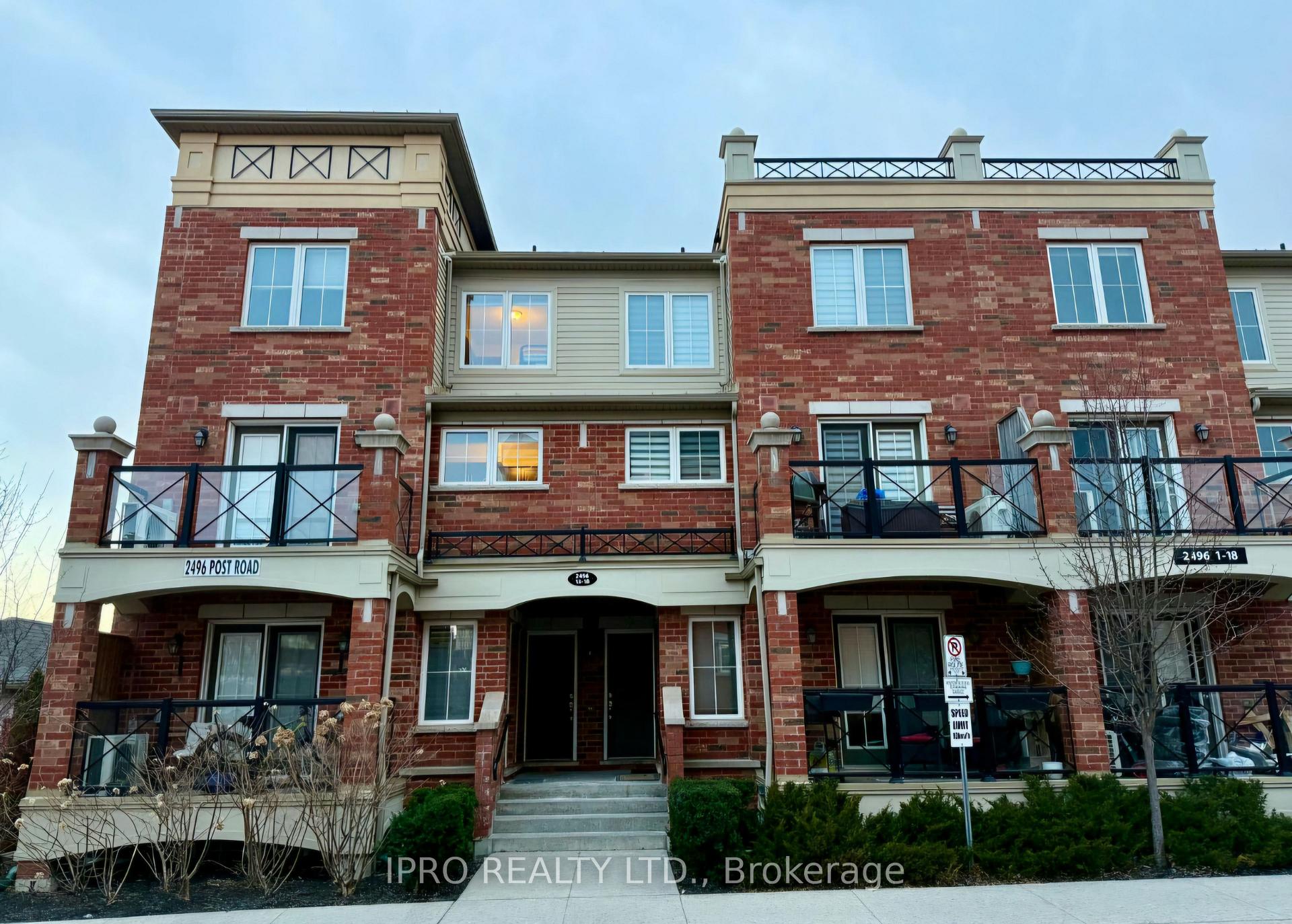 Front of Unit 15, 2496 Post Road