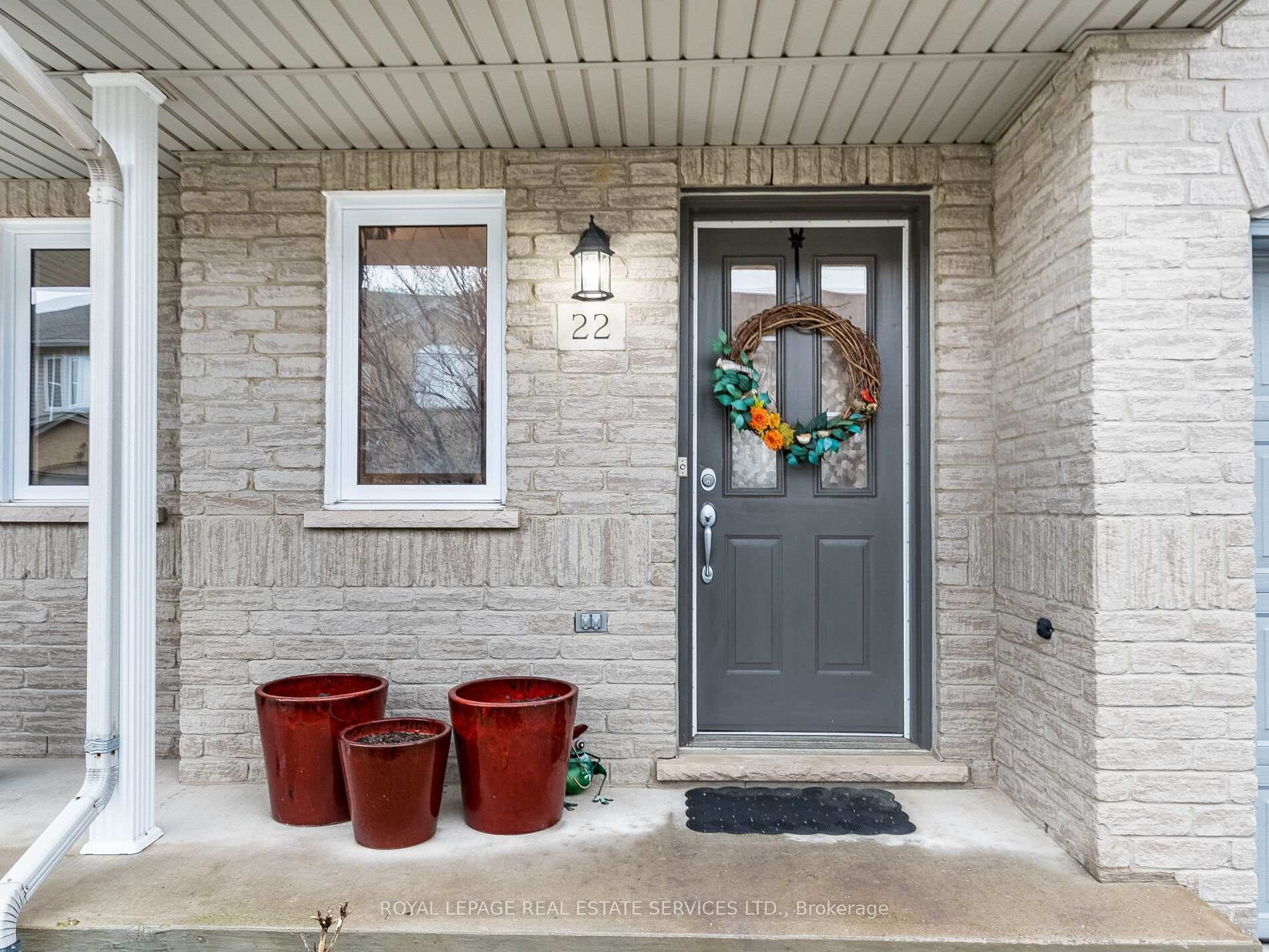 Photo 2 of Unit 22, 800 Paramount Drive, Hamilton, Stoney Creek Mountain — HOMEH
