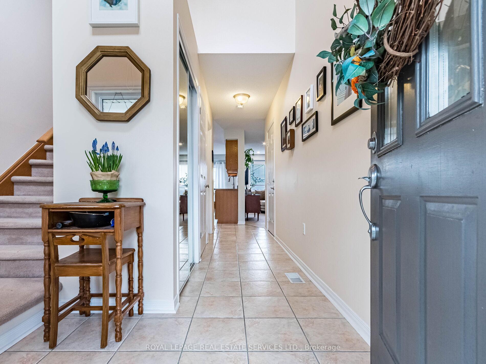 Photo 3 of Unit 22, 800 Paramount Drive, Hamilton, Stoney Creek Mountain — HOMEH