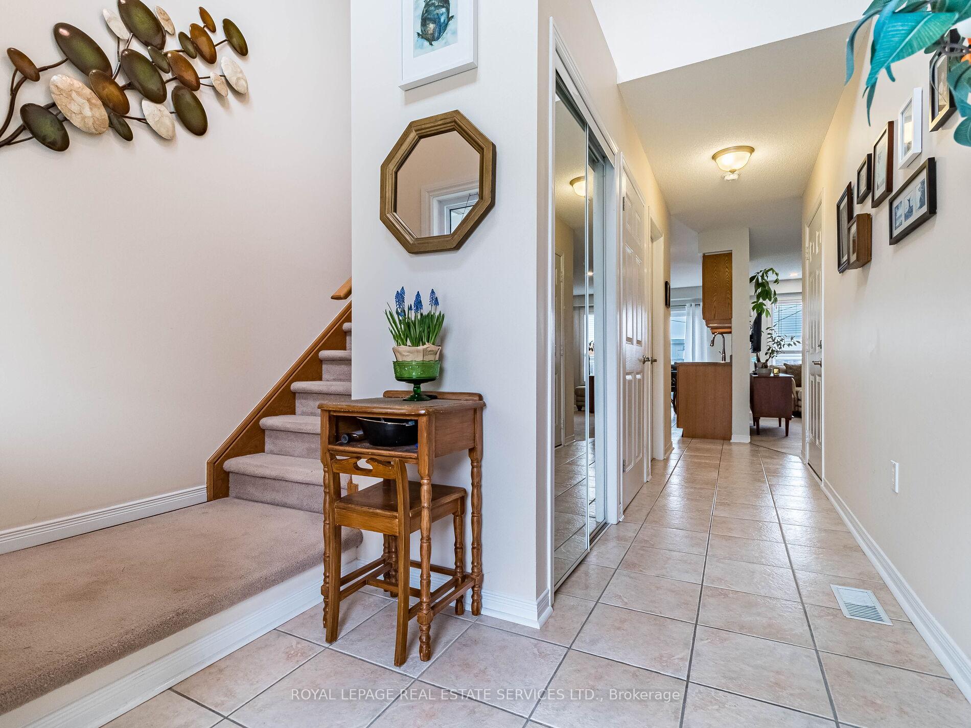 Photo 4 of Unit 22, 800 Paramount Drive, Hamilton, Stoney Creek Mountain — HOMEH