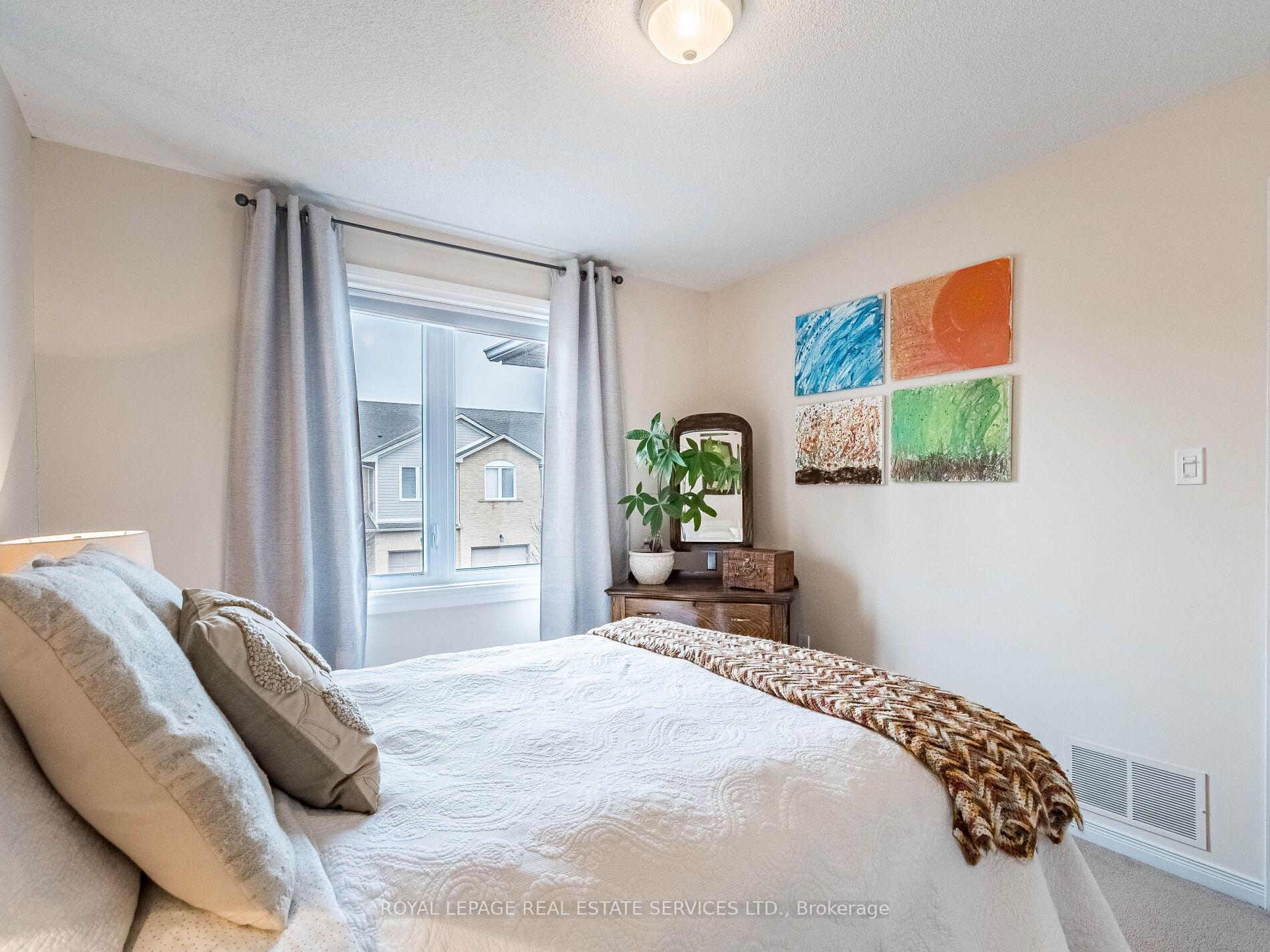 Photo 23 of Unit 22, 800 Paramount Drive, Hamilton, Stoney Creek Mountain — HOMEH