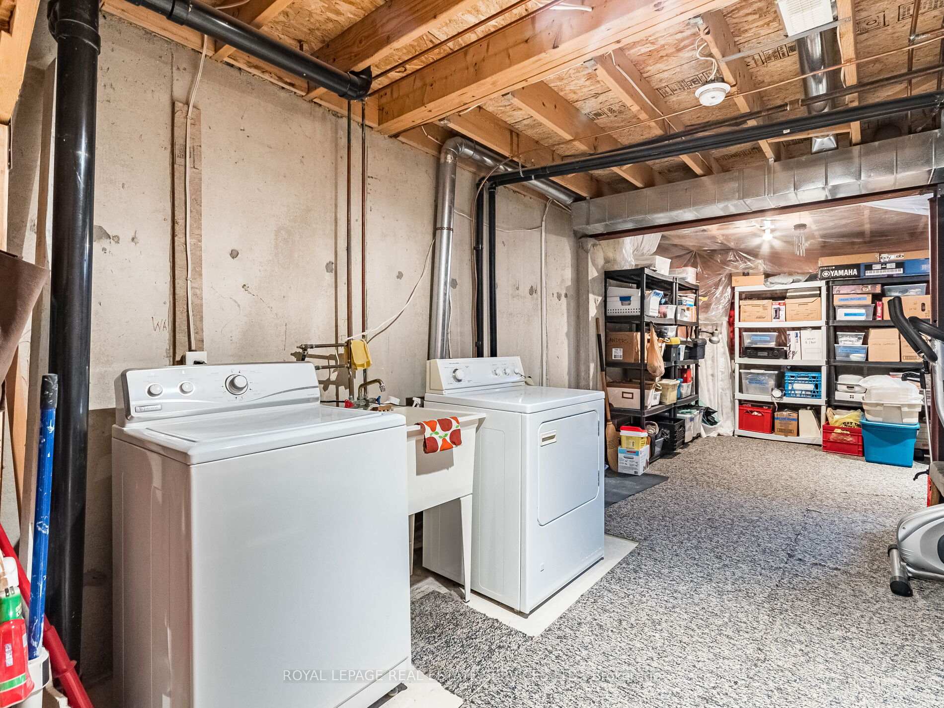 Photo 43 of Unit 22, 800 Paramount Drive, Hamilton, Stoney Creek Mountain — HOMEH