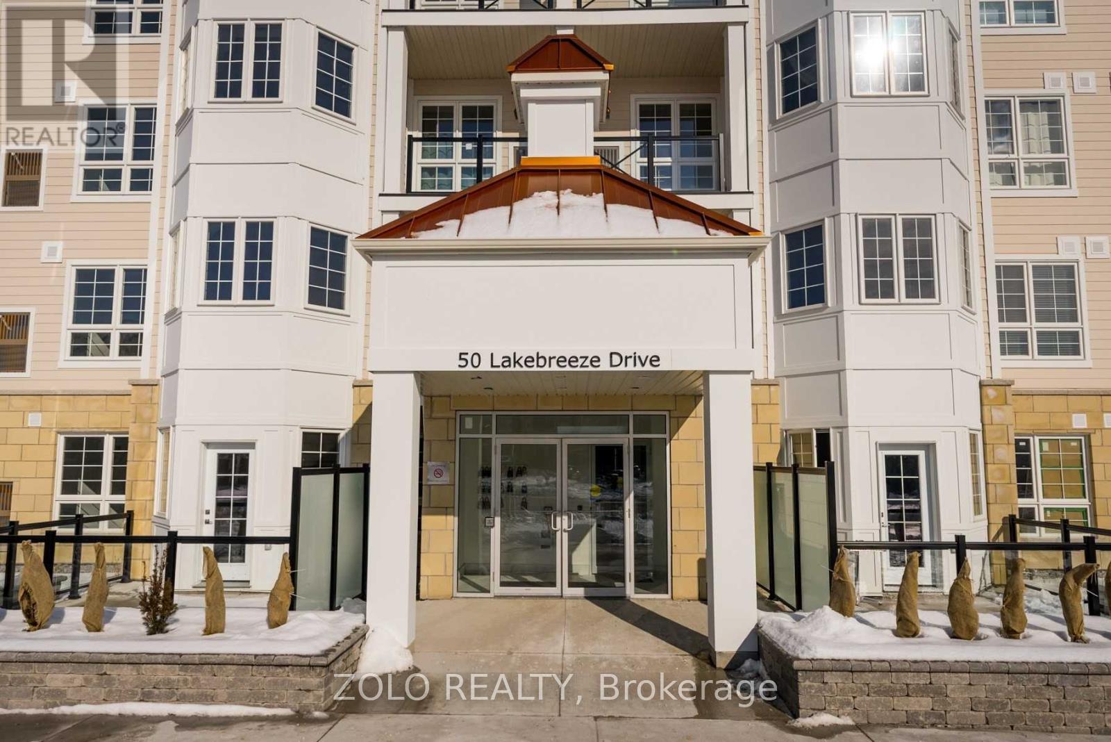Front of Unit 315, 50 Lakebreeze Drive