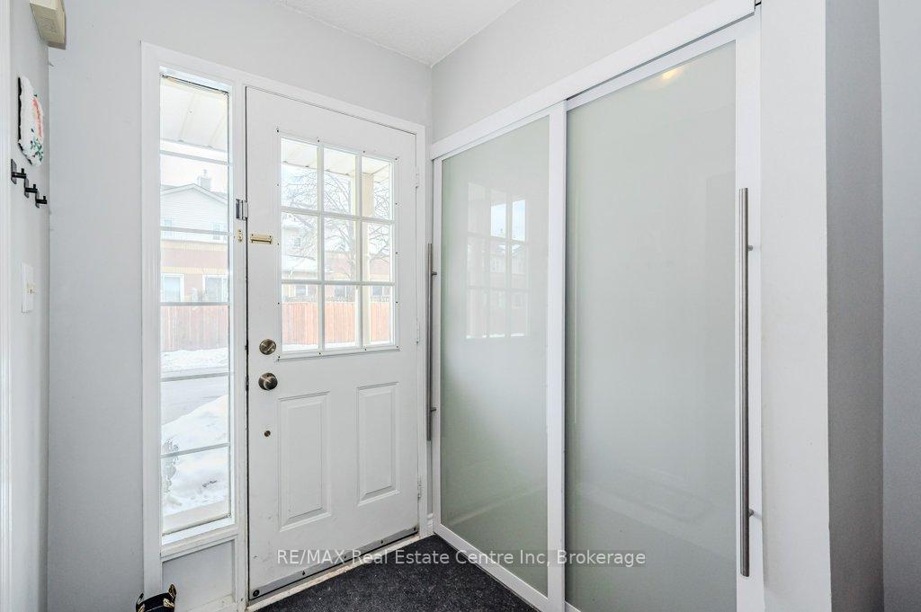 Photo 2 of Unit 30, 302 College Avenue, Guelph, Dovercliffe Park/Old University — HOMEH