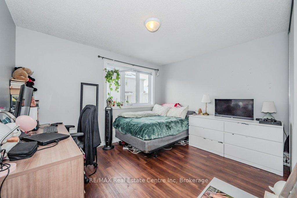 Photo 11 of Unit 30, 302 College Avenue, Guelph, Dovercliffe Park/Old University — HOMEH