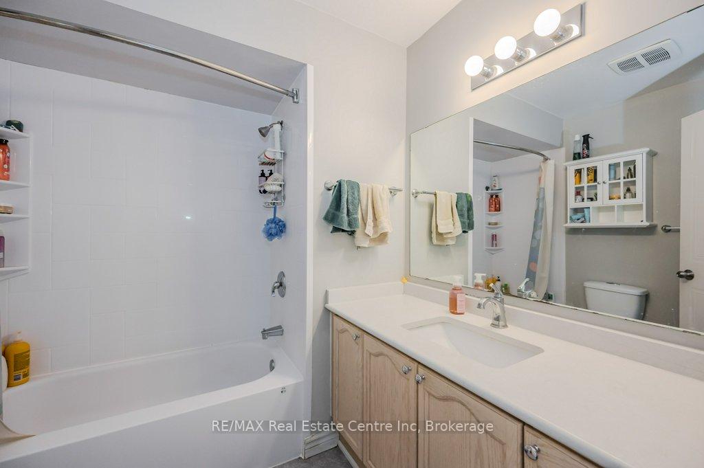 Photo 14 of Unit 30, 302 College Avenue, Guelph, Dovercliffe Park/Old University — HOMEH