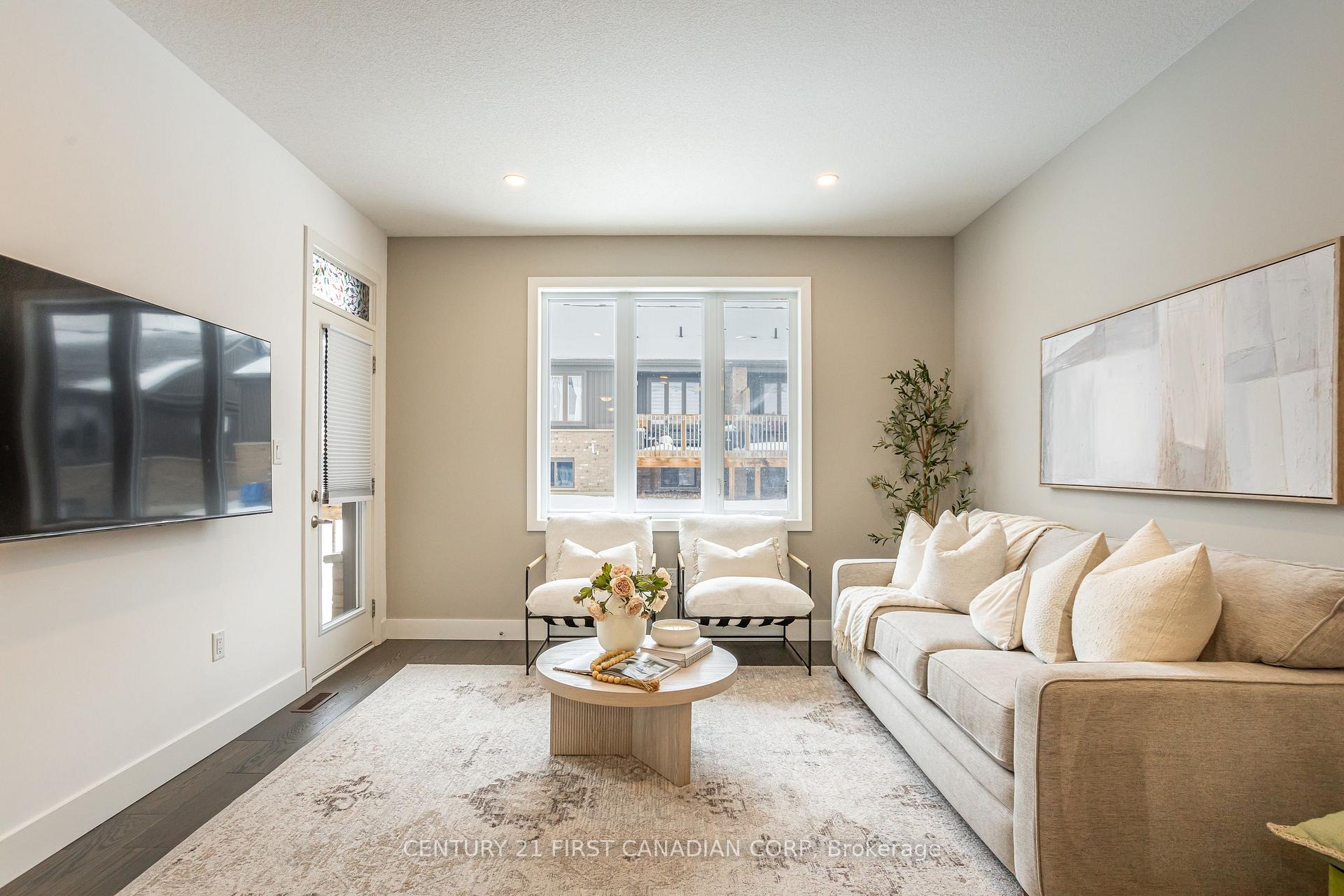 Photo 18 of Unit 7, 1347 Whetherfield Street, London, North M — HOMEH