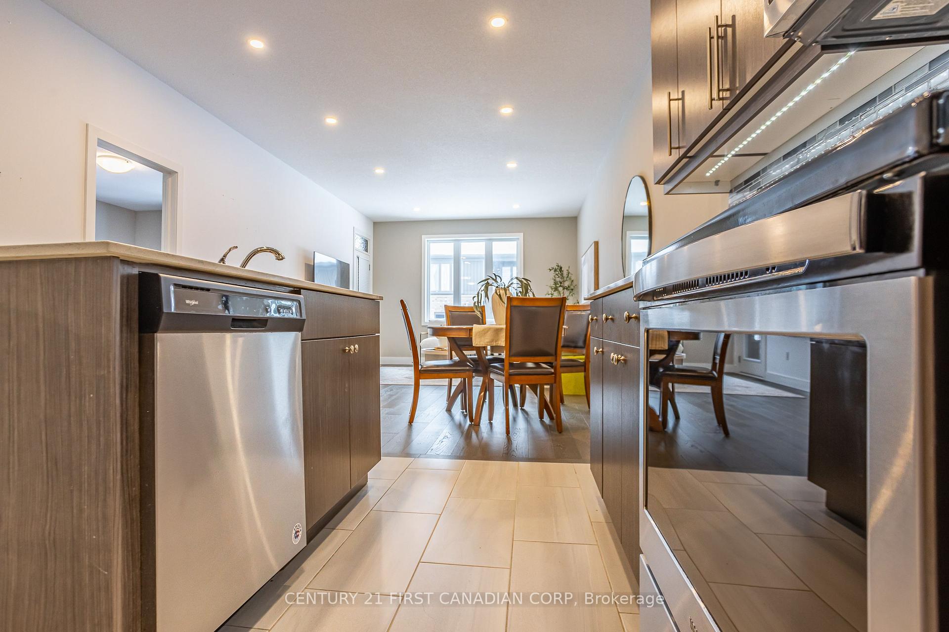 Photo 30 of Unit 7, 1347 Whetherfield Street, London, North M — HOMEH