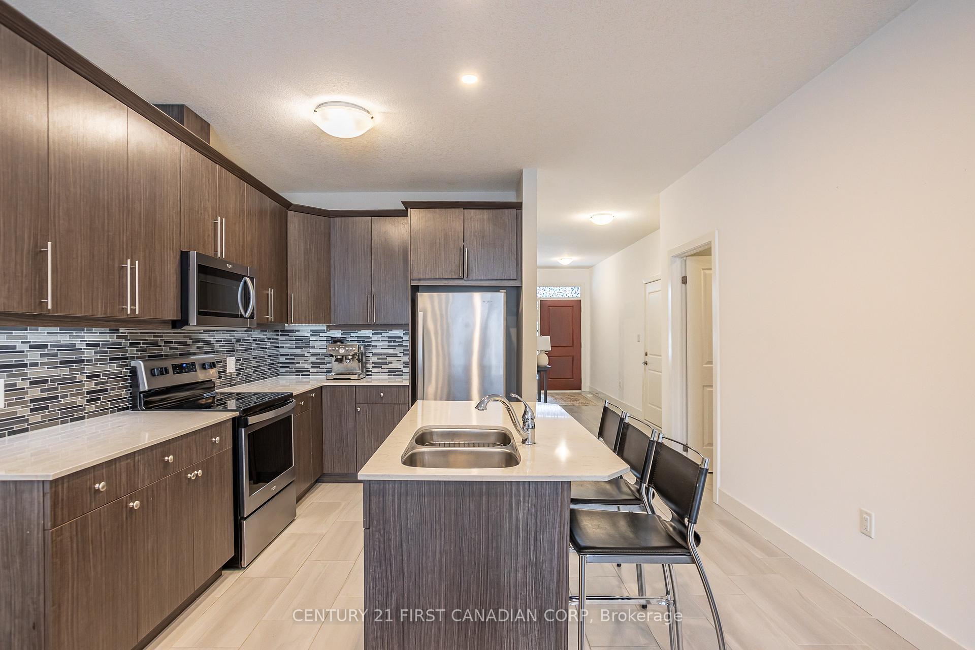 Photo 32 of Unit 7, 1347 Whetherfield Street, London, North M — HOMEH