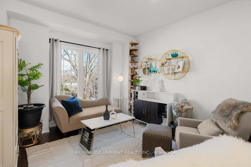 Photo 7 of Unit 13, 2220 Queensway Drive, Burlington, Freeman — HOMEH