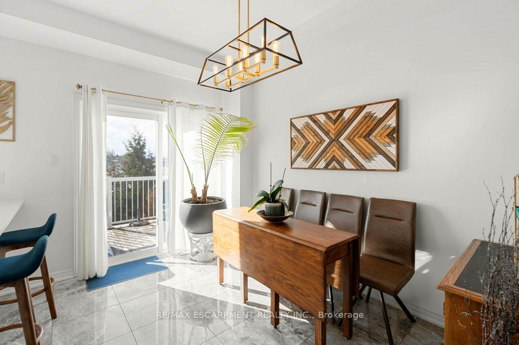 Photo 9 of Unit 13, 2220 Queensway Drive, Burlington, Freeman — HOMEH