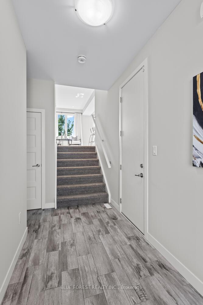 Photo 5 of Unit 971, 971 West Village Square, London, North M — HOMEH