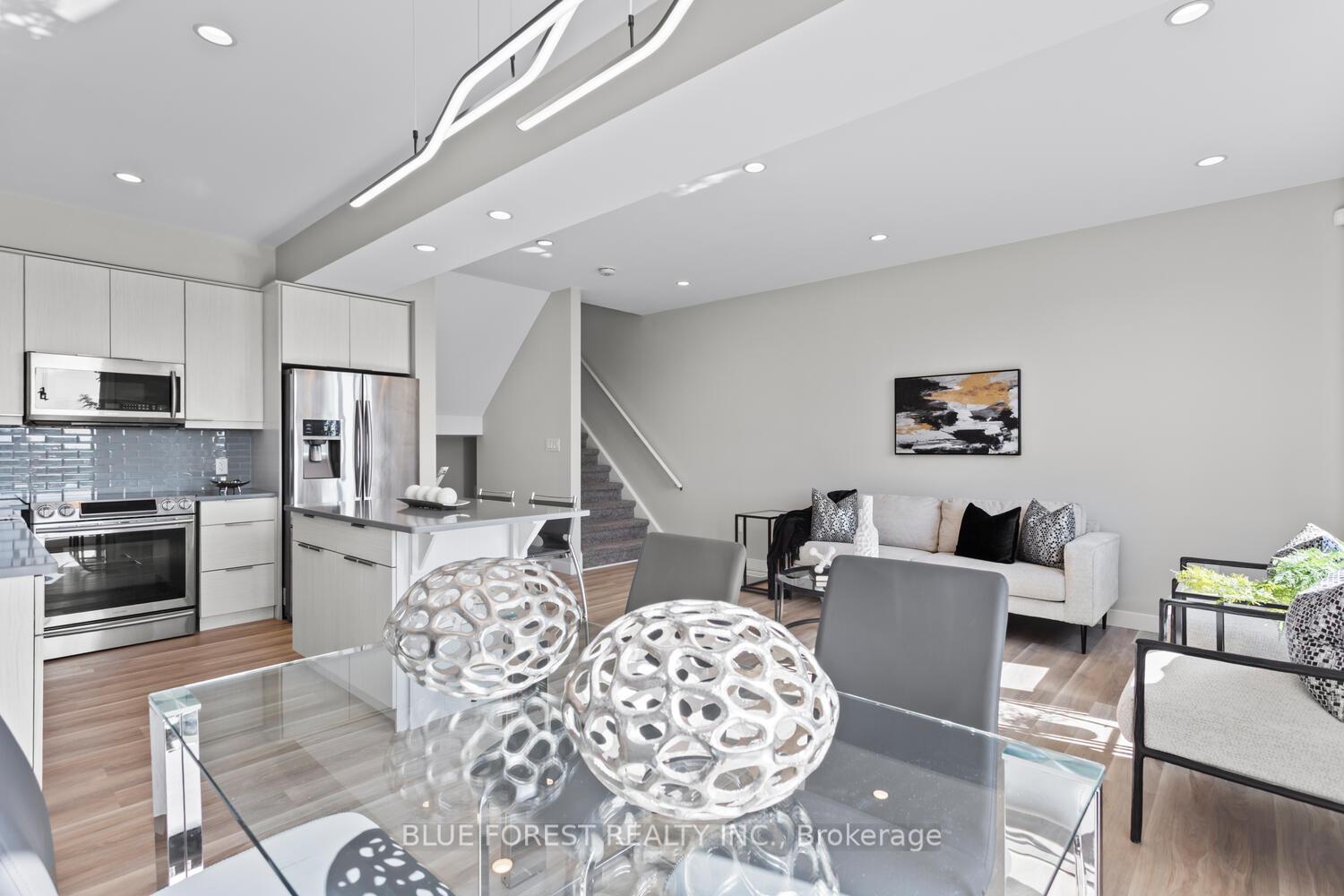 Photo 10 of Unit 971, 971 West Village Square, London, North M — HOMEH