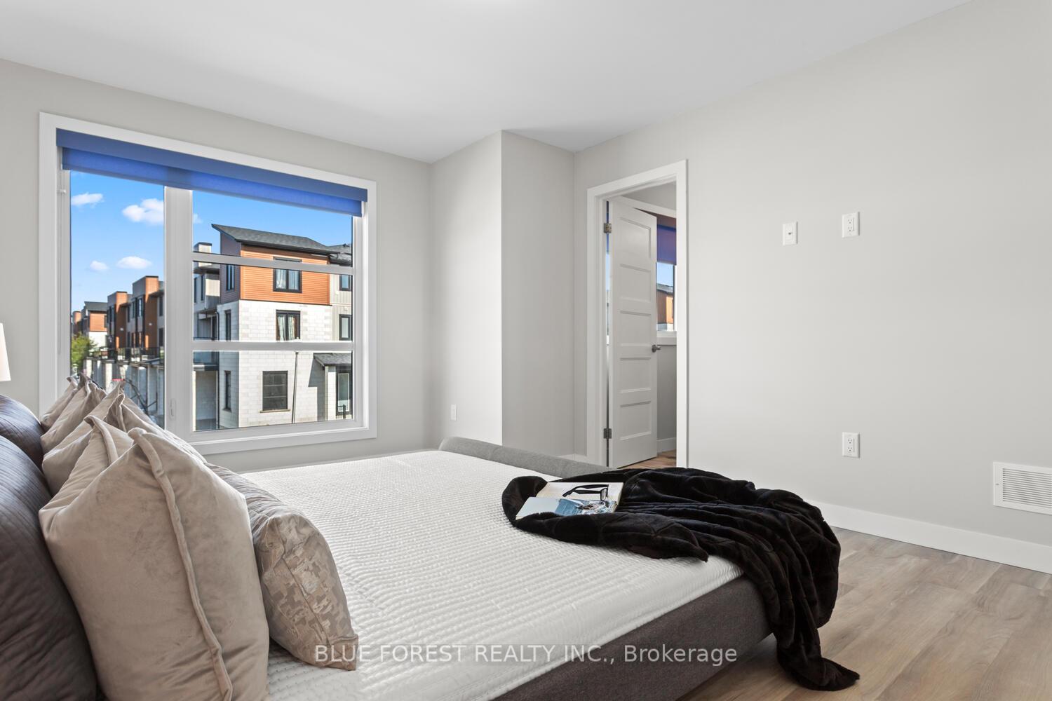 Photo 20 of Unit 971, 971 West Village Square, London, North M — HOMEH
