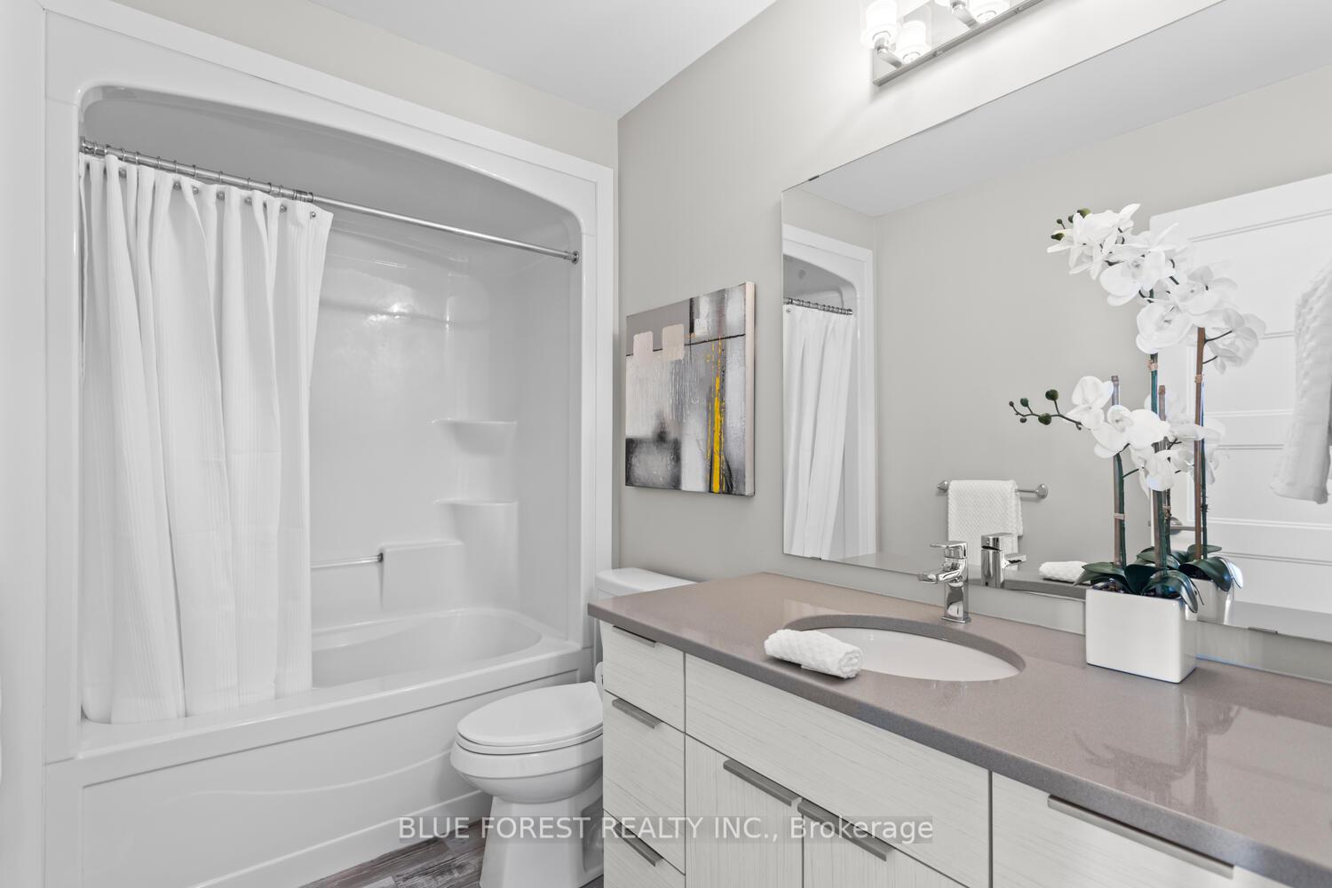 Photo 25 of Unit 971, 971 West Village Square, London, North M — HOMEH