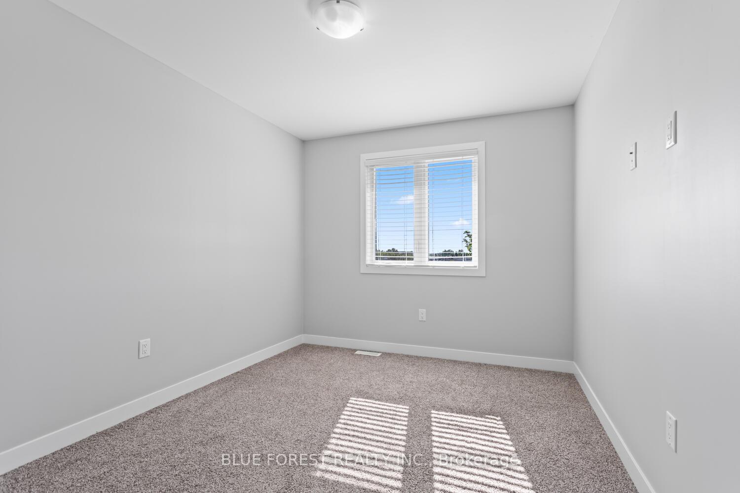 Photo 28 of Unit 971, 971 West Village Square, London, North M — HOMEH