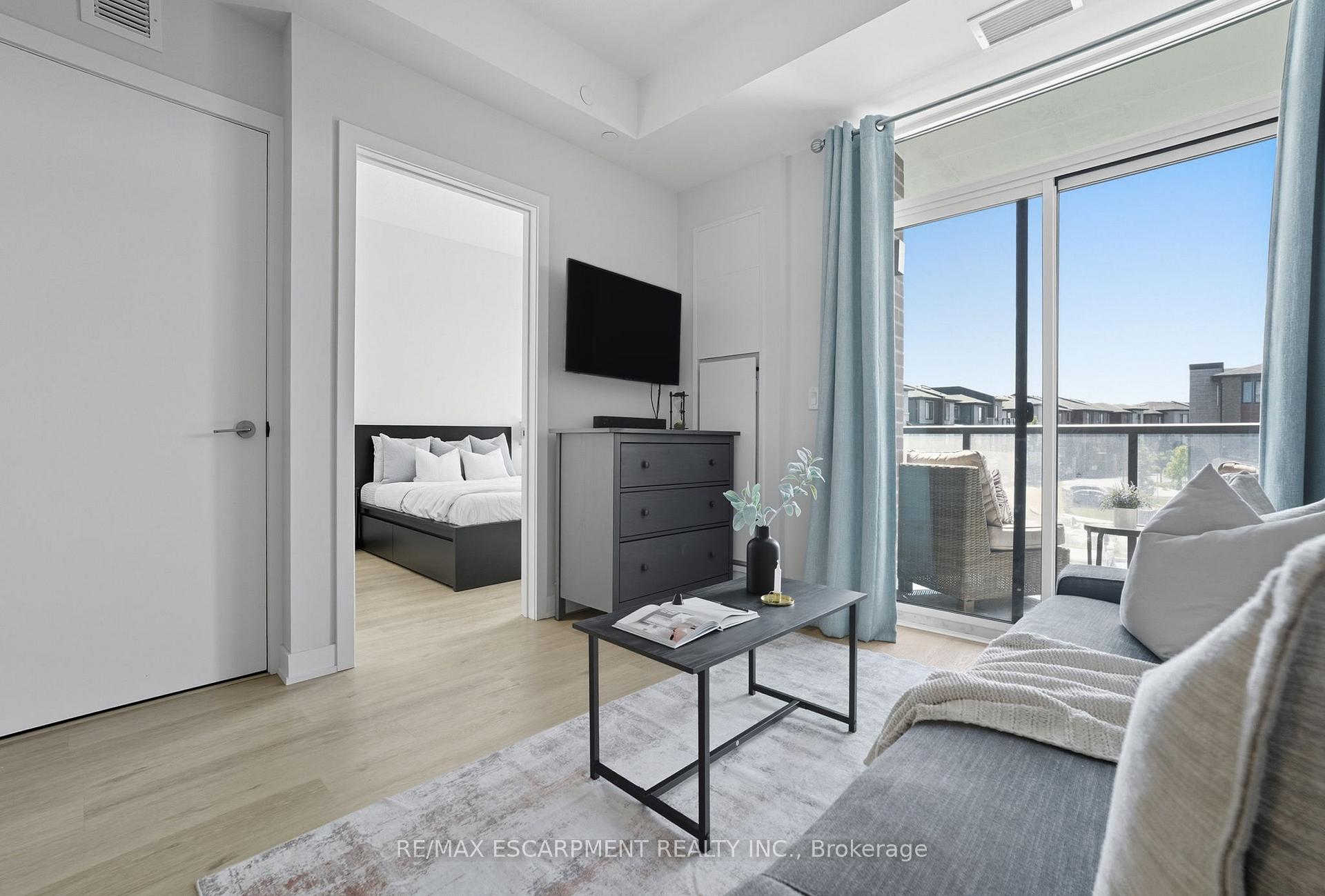 Photo 15 of Unit 204, 600 North Service Road, Hamilton, Lakeshore — HOMEH