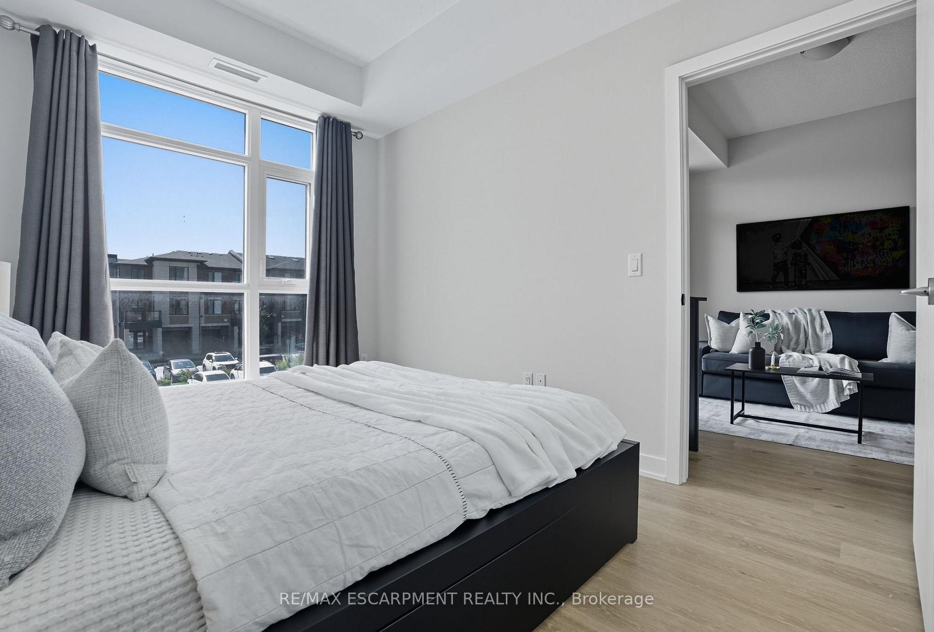 Photo 19 of Unit 204, 600 North Service Road, Hamilton, Lakeshore — HOMEH