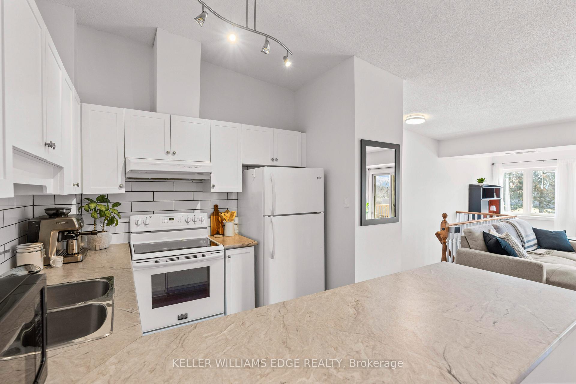 Photo 8 of Unit 308, 4140 Foxwood Drive, Burlington, Tansley — HOMEH