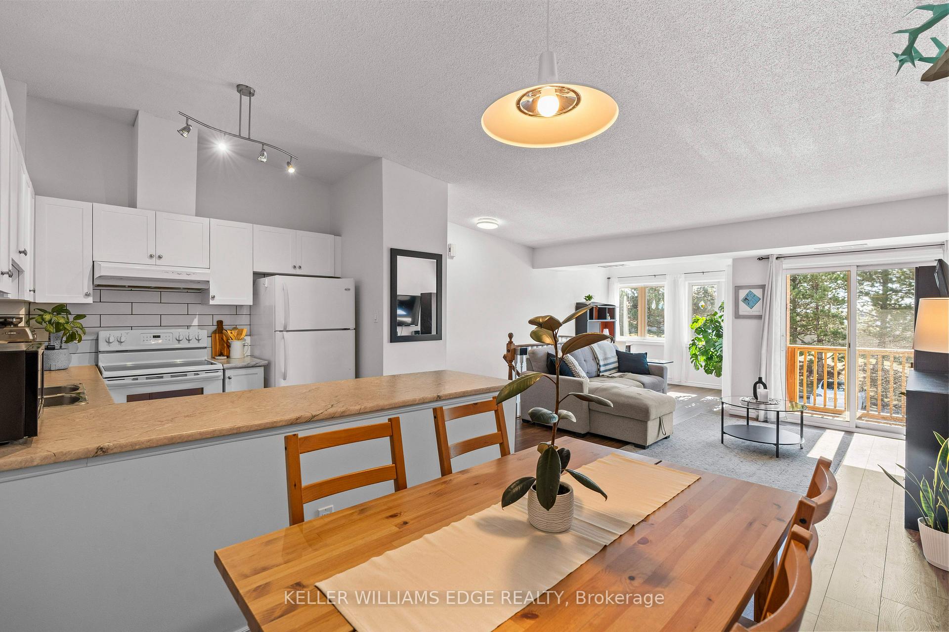 Photo 13 of Unit 308, 4140 Foxwood Drive, Burlington, Tansley — HOMEH