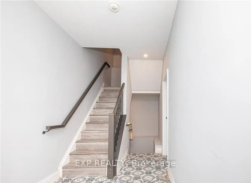 Photo 2 of 196 Powell Avenue, Ottawa, Glebe — HOMEH