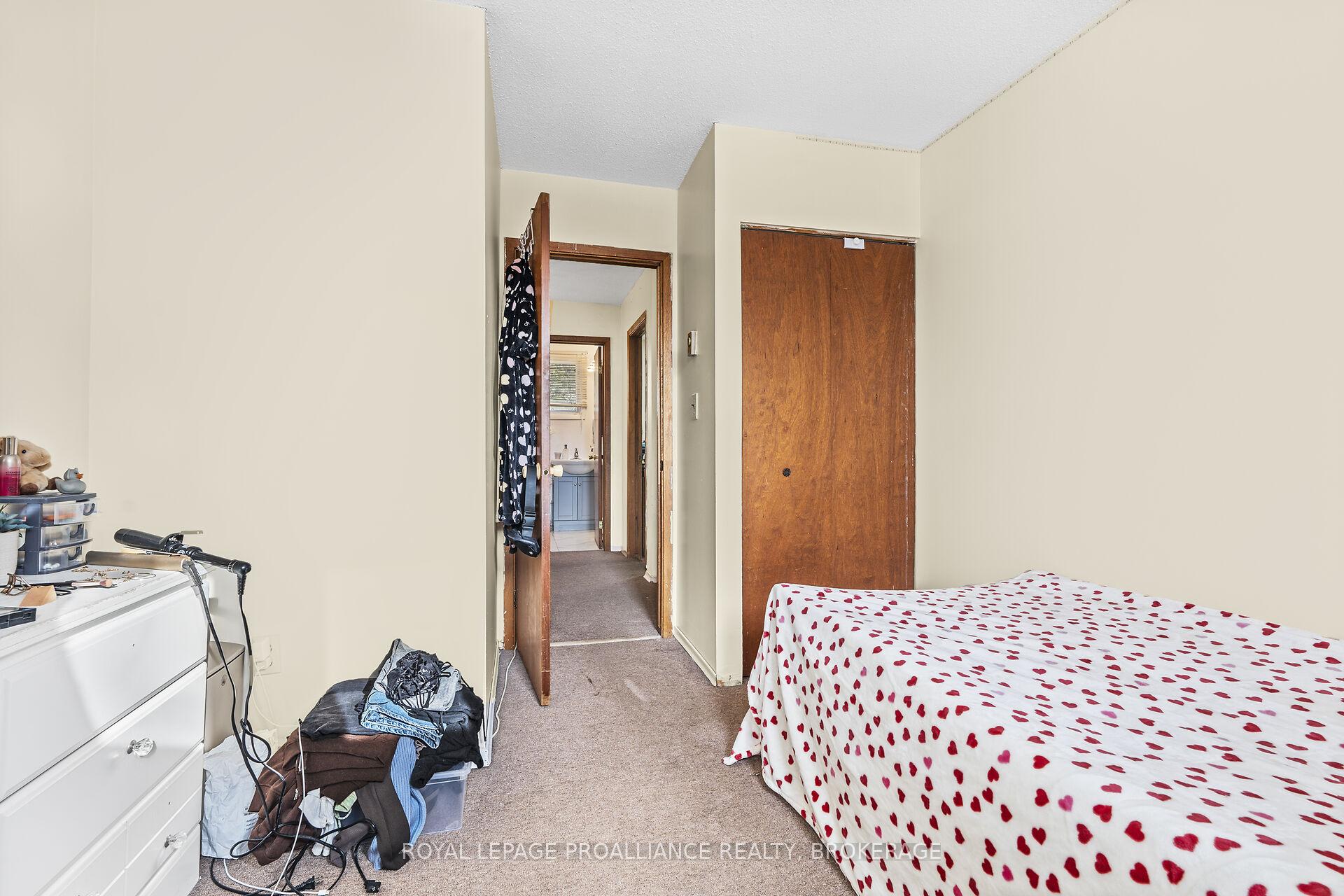 Photo 20 of 7 Rosemund Crescent, Kingston, West of Sir John A. Blvd — HOMEH
