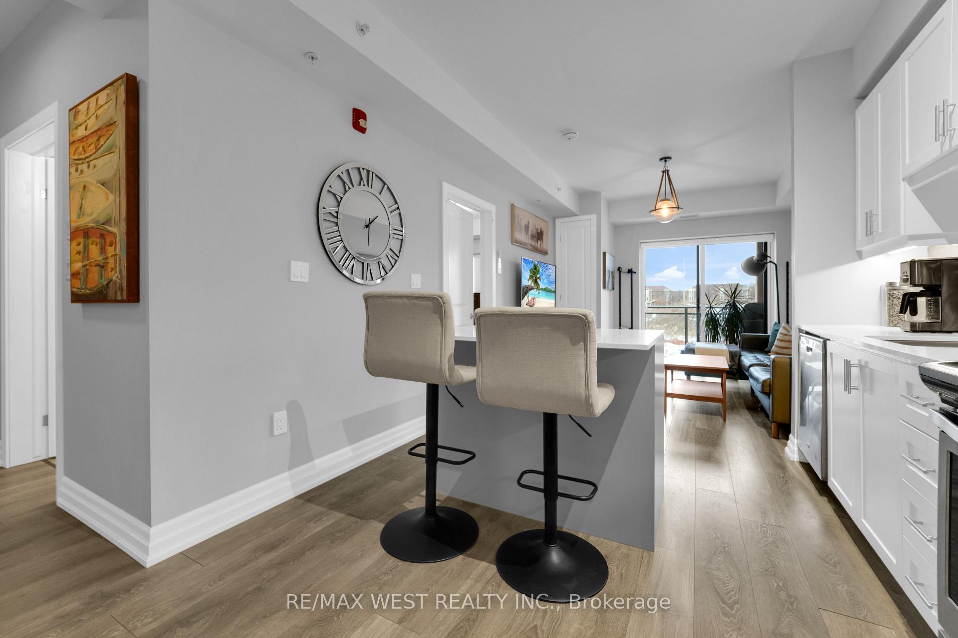 Photo 5 of Unit 214, 4040 Upper Middle Road, Burlington, Tansley — HOMEH